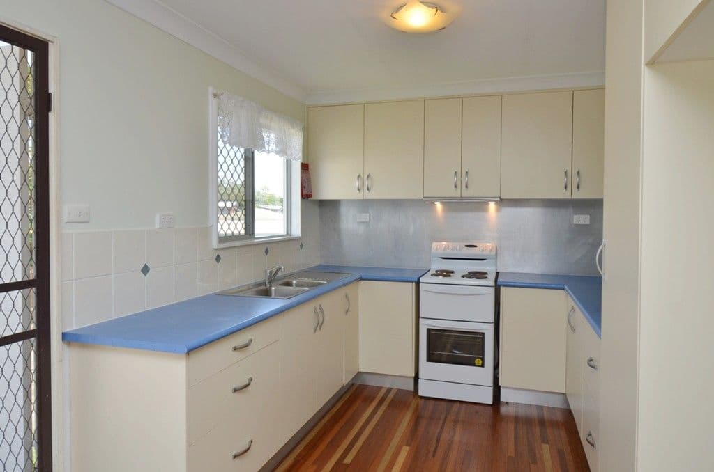 53 Valencia Street, CRANBROOK QLD 4814, Cranbrook - Thumbnail 6