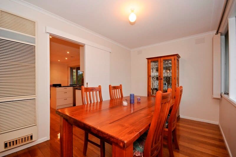 6 SPRINGSONG PASS, CHIRNSIDE PARK VIC 3116, Chirnside Park - Thumbnail 4