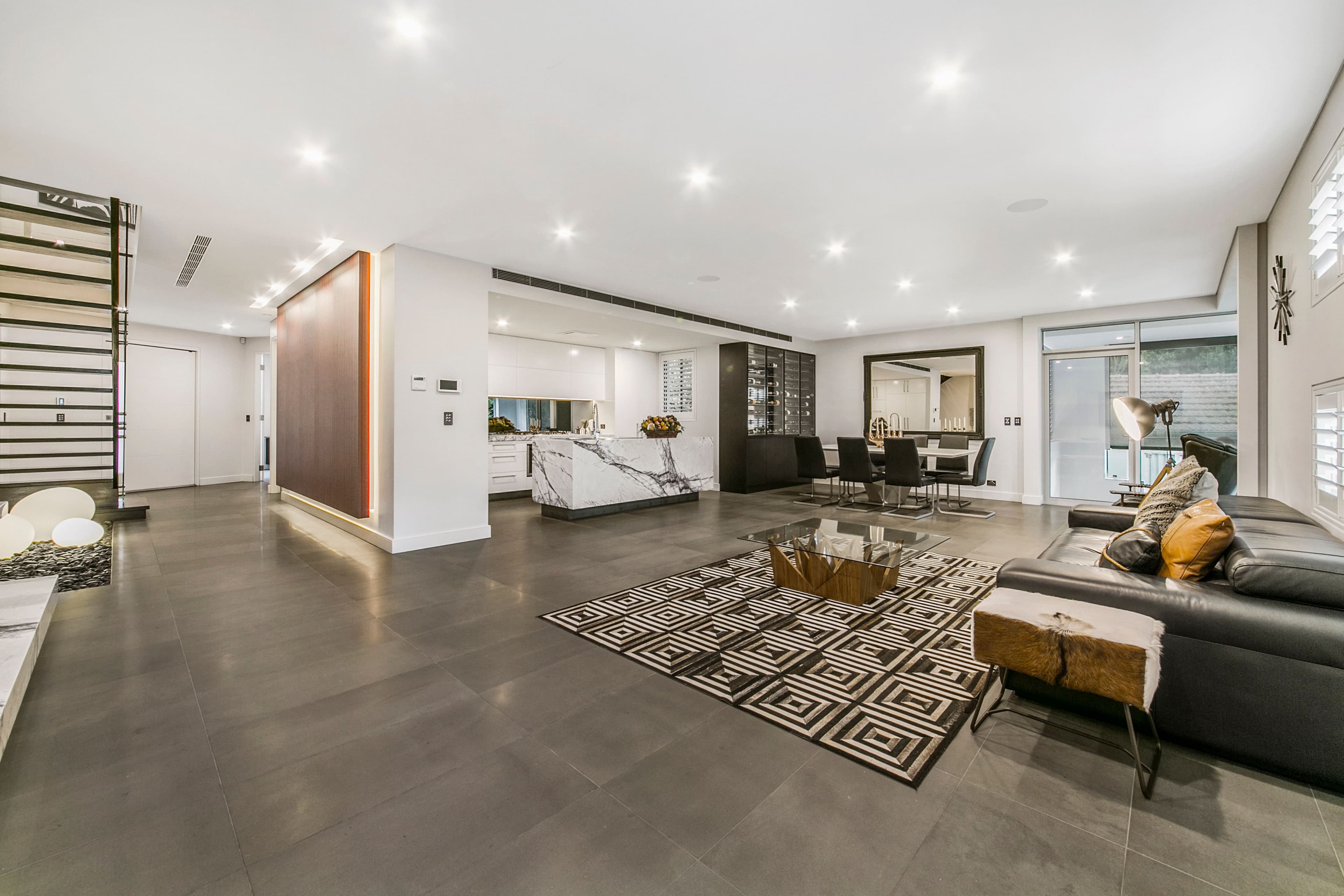 27 Osborne Avenue, Putney - Thumbnail 3