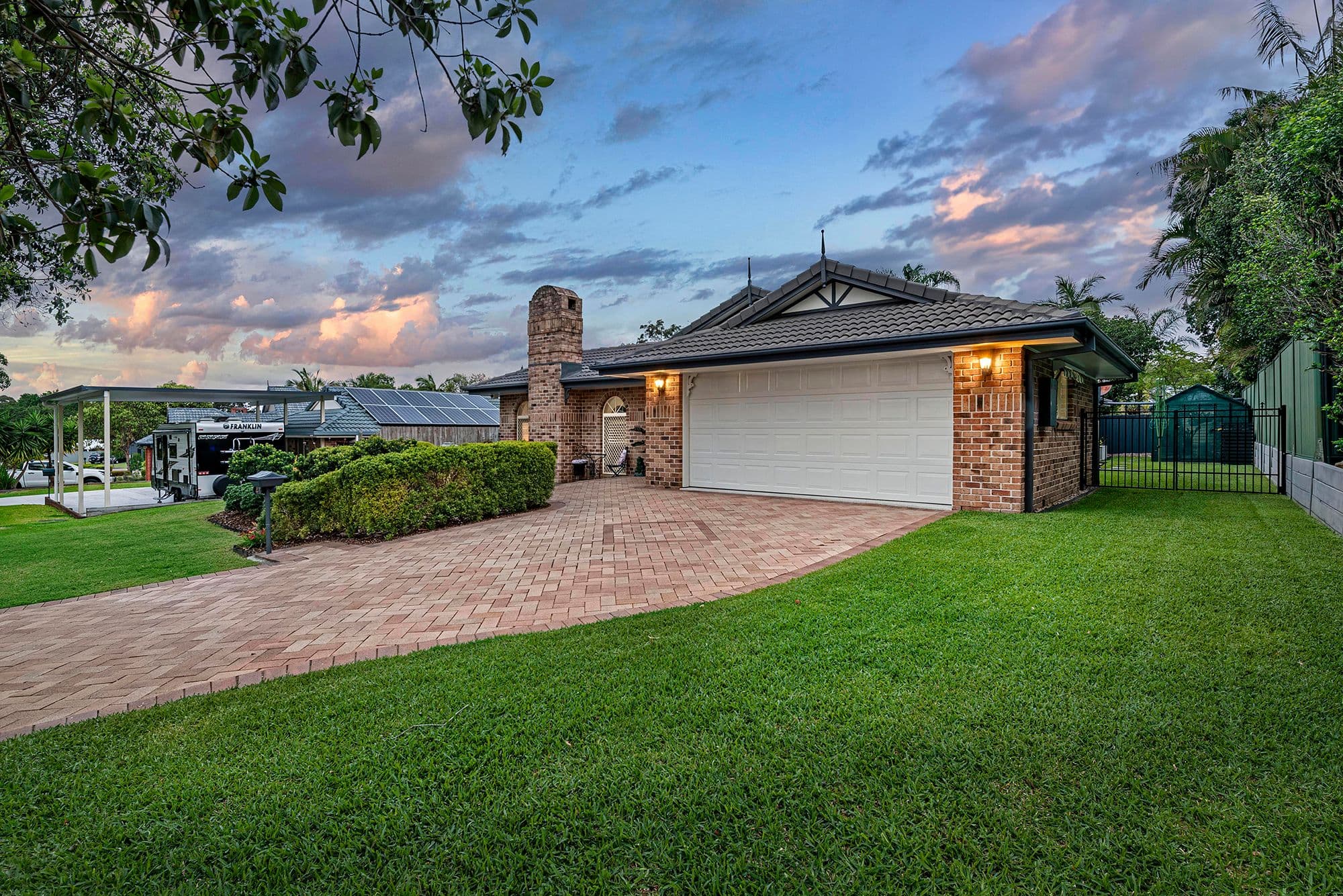 47 Oxford Crescent, Bridgeman Downs QLD 4035, Bridgeman Downs - Thumbnail 2