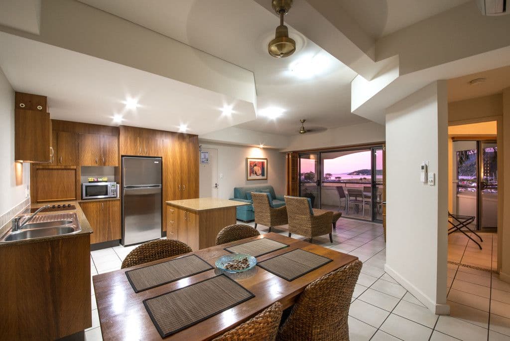 406-412 Shute Harbour Road, Airlie Beach QLD 4802, Airlie Beach - Thumbnail 3