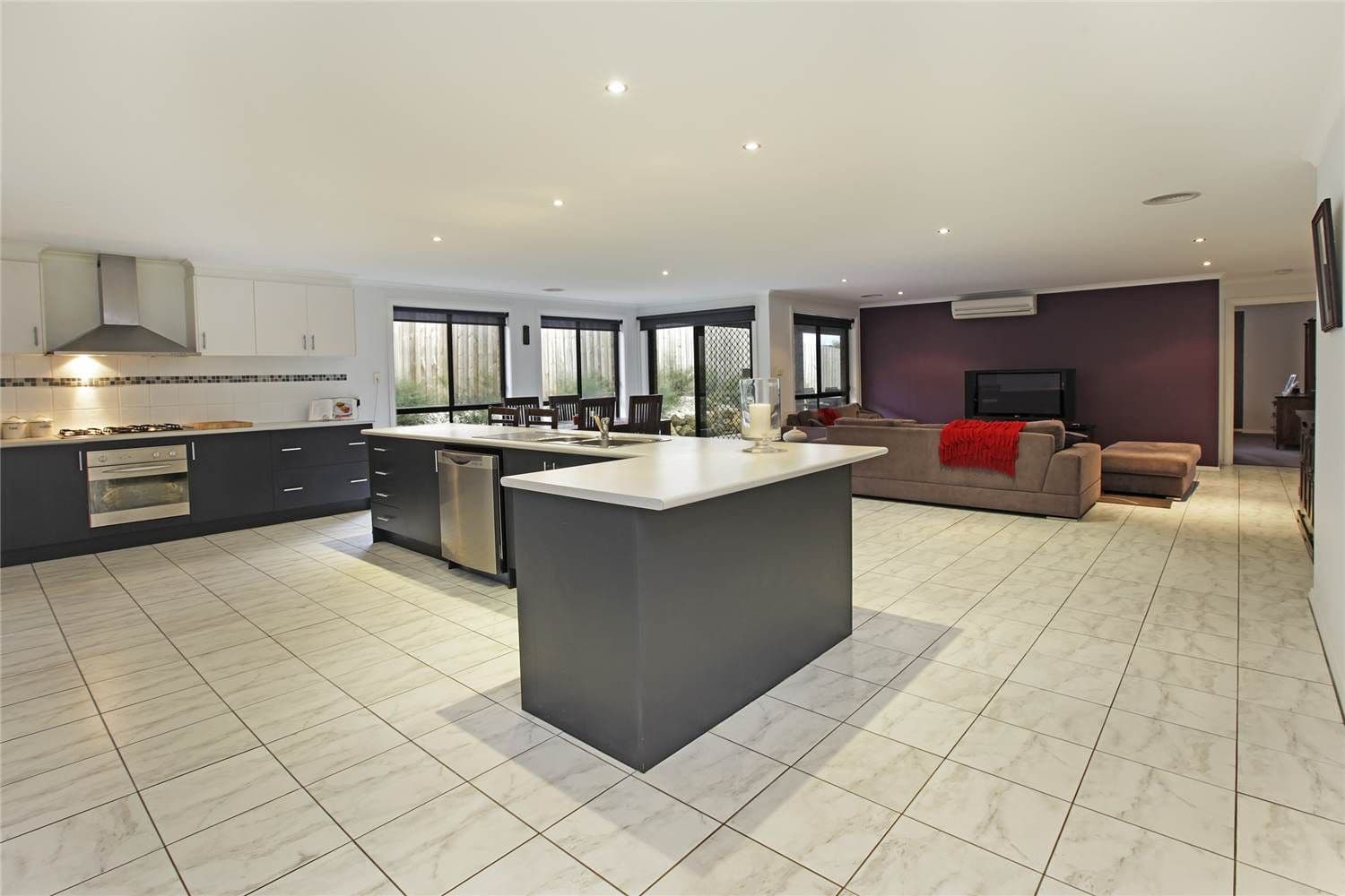 53 Narawi Avenue, CLIFTON SPRINGS VIC 3222, Clifton Springs - Thumbnail 3