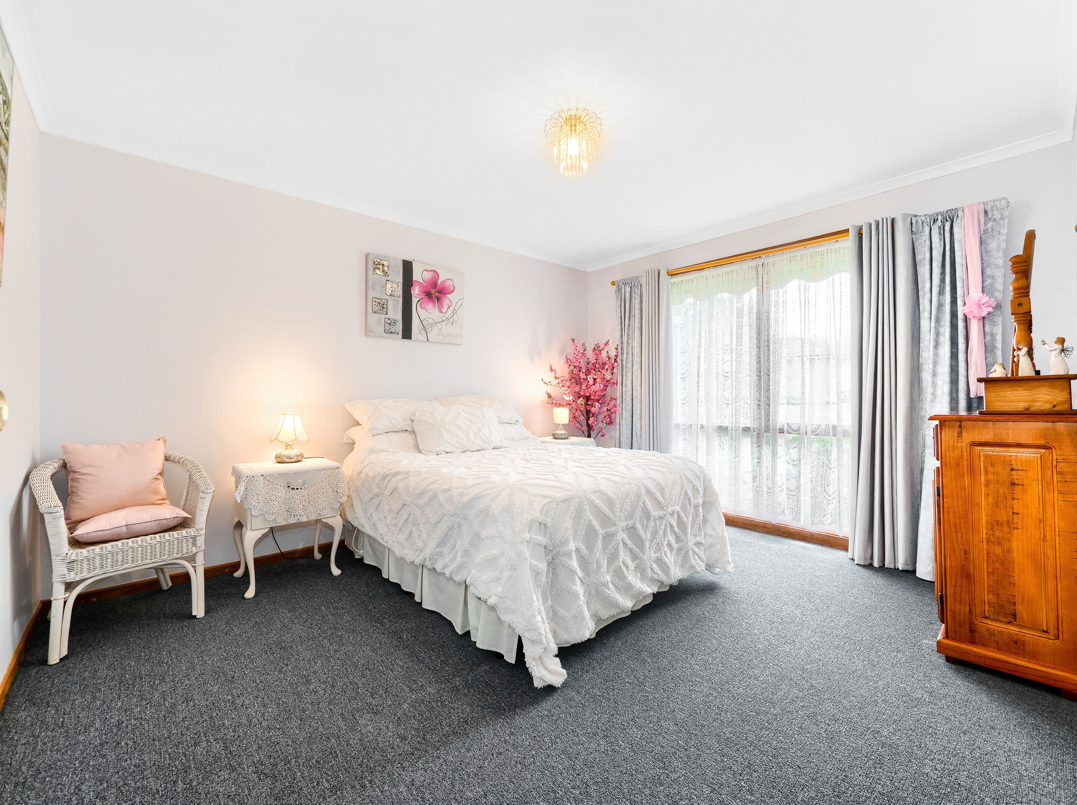 8 Rialto Avenue, Cranbourne North VIC 3977, Cranbourne North - Thumbnail 5