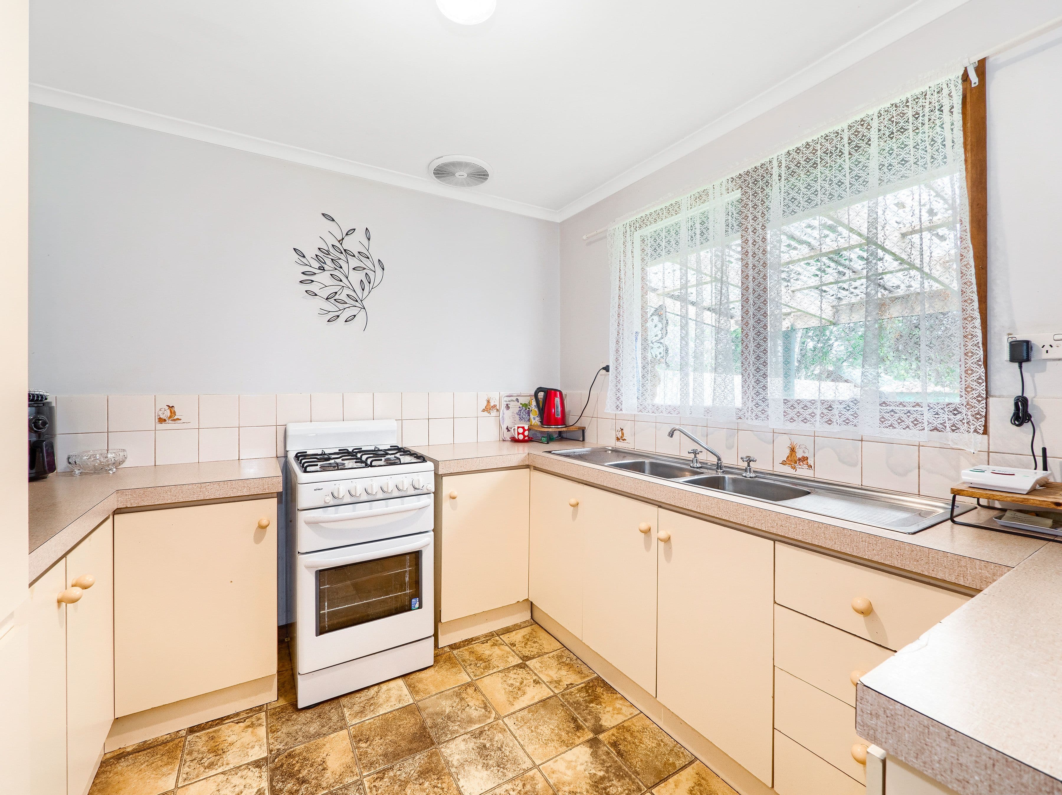 8 Rialto Avenue, Cranbourne North VIC 3977, Cranbourne North - Thumbnail 8