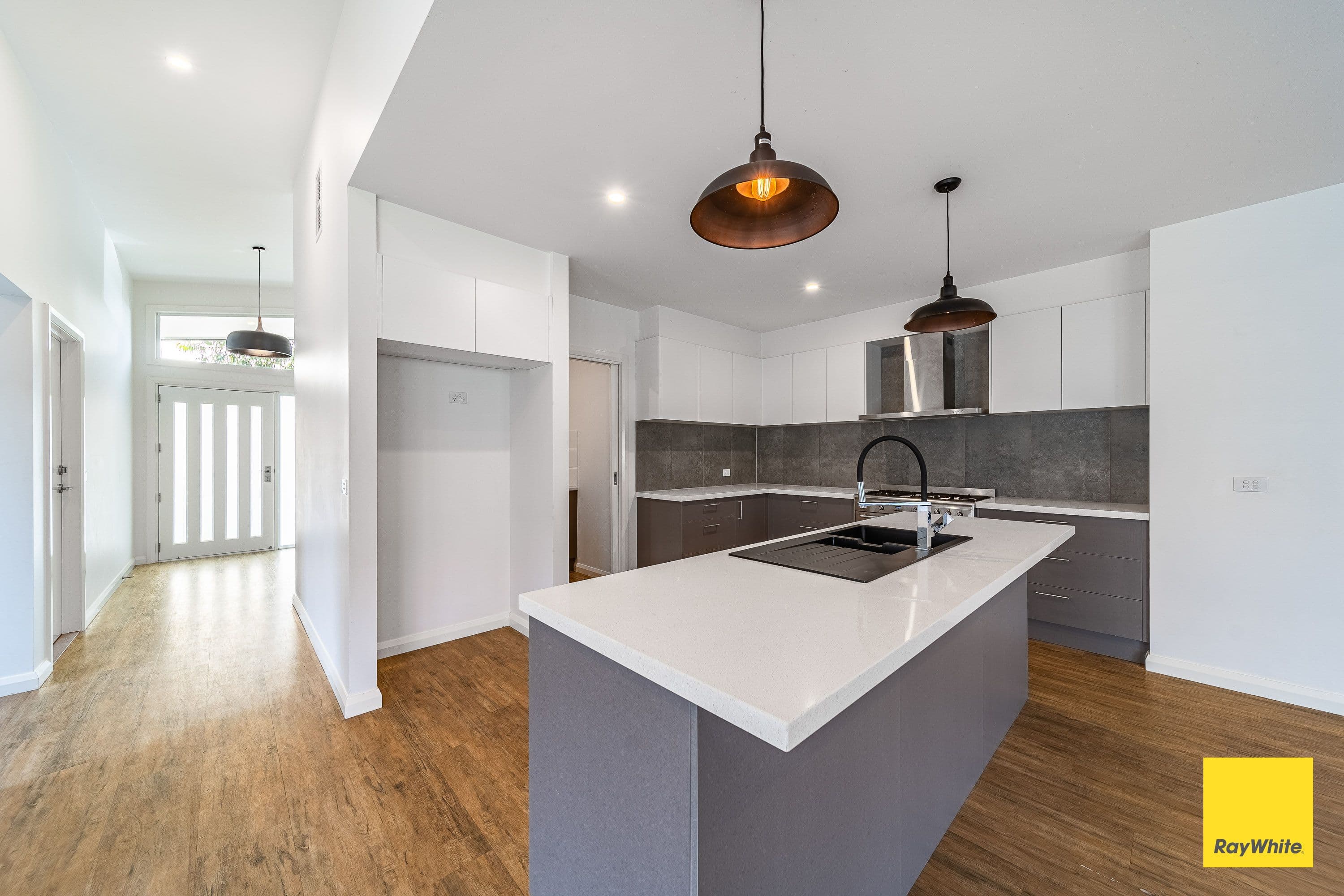 11 Cabernet Drive, Maiden Gully VIC 3551, Maiden Gully - Thumbnail 2