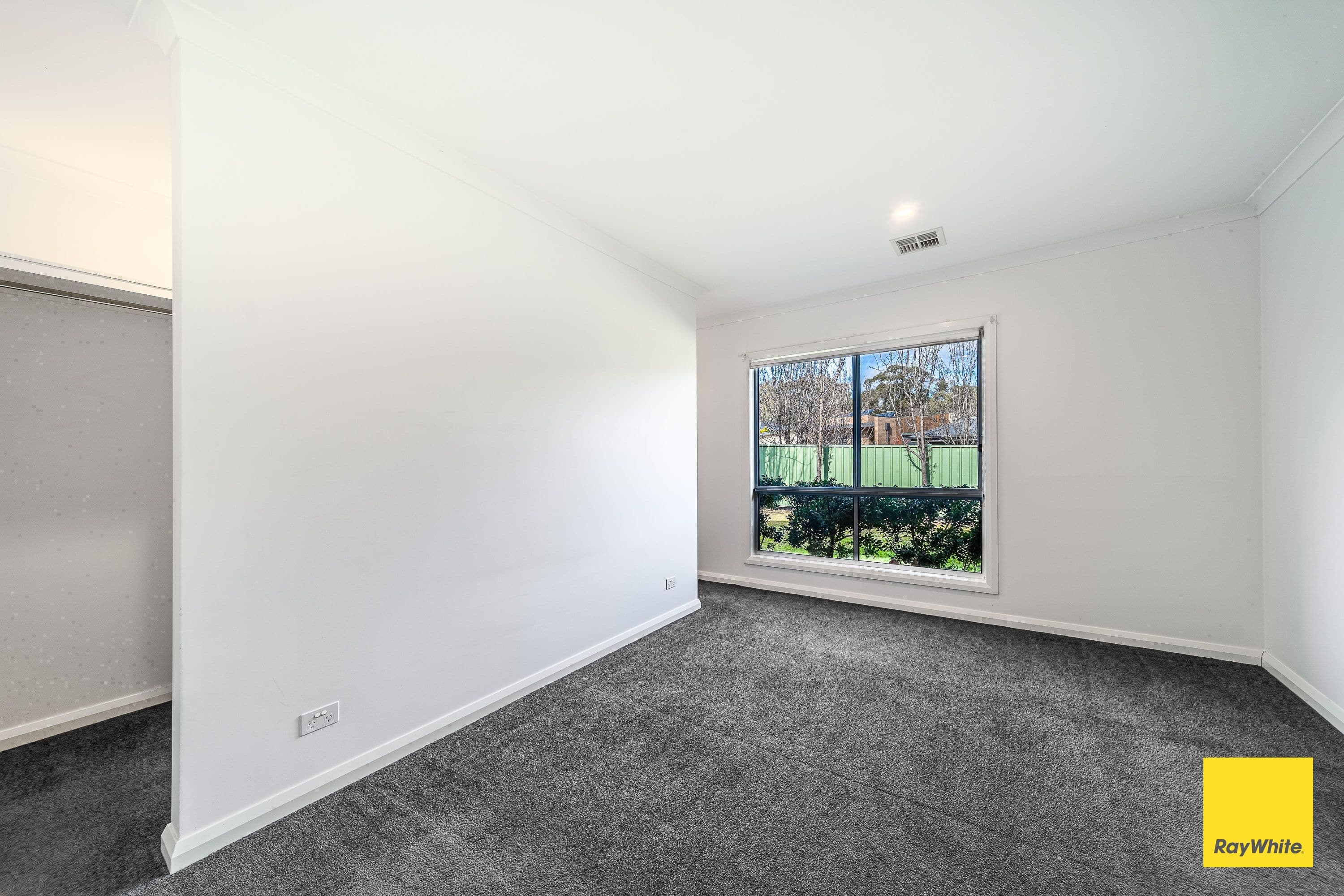 11 Cabernet Drive, Maiden Gully VIC 3551, Maiden Gully - Thumbnail 5