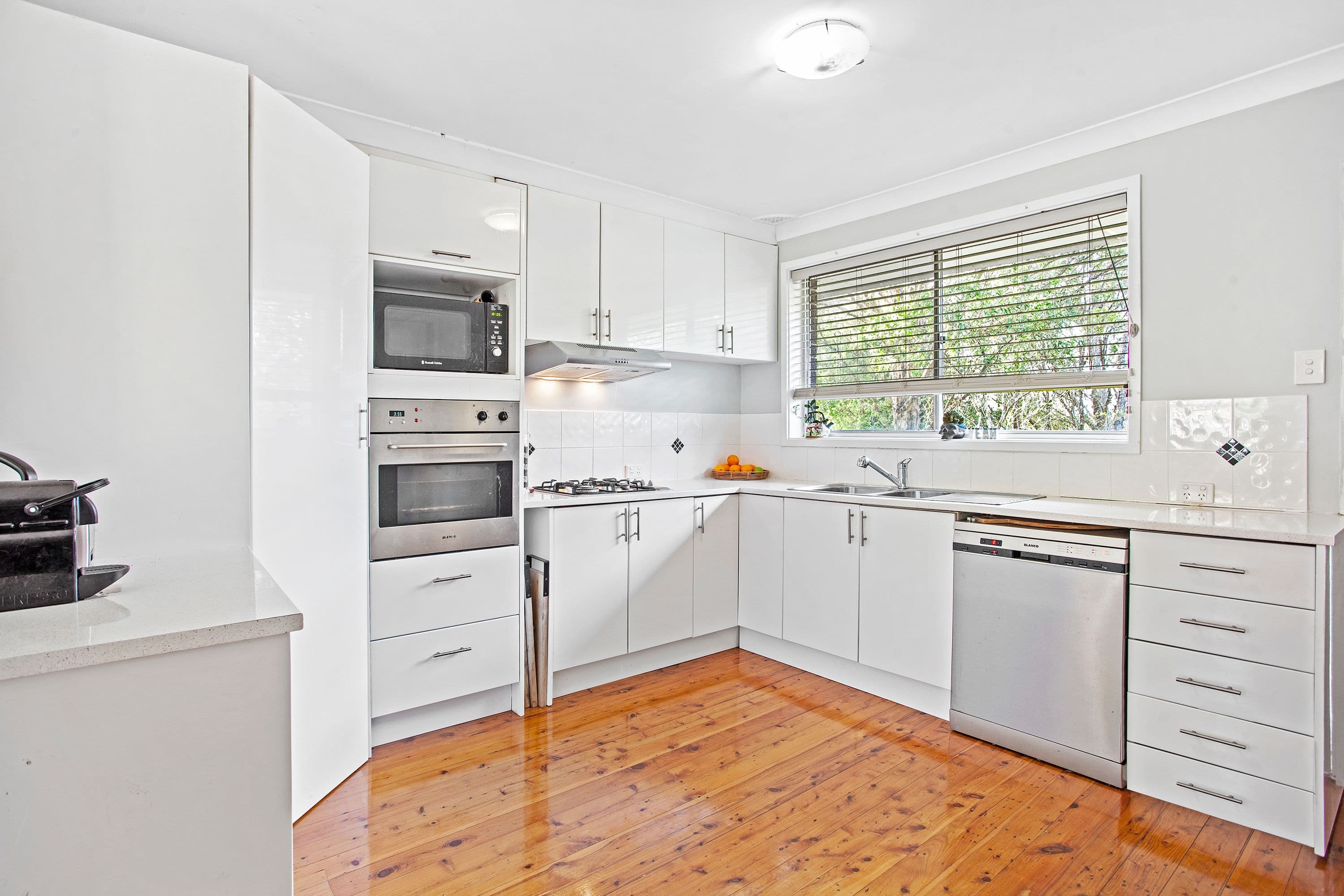11 Donegal Road, Berkeley Vale NSW 2261, Berkeley Vale - Thumbnail 3
