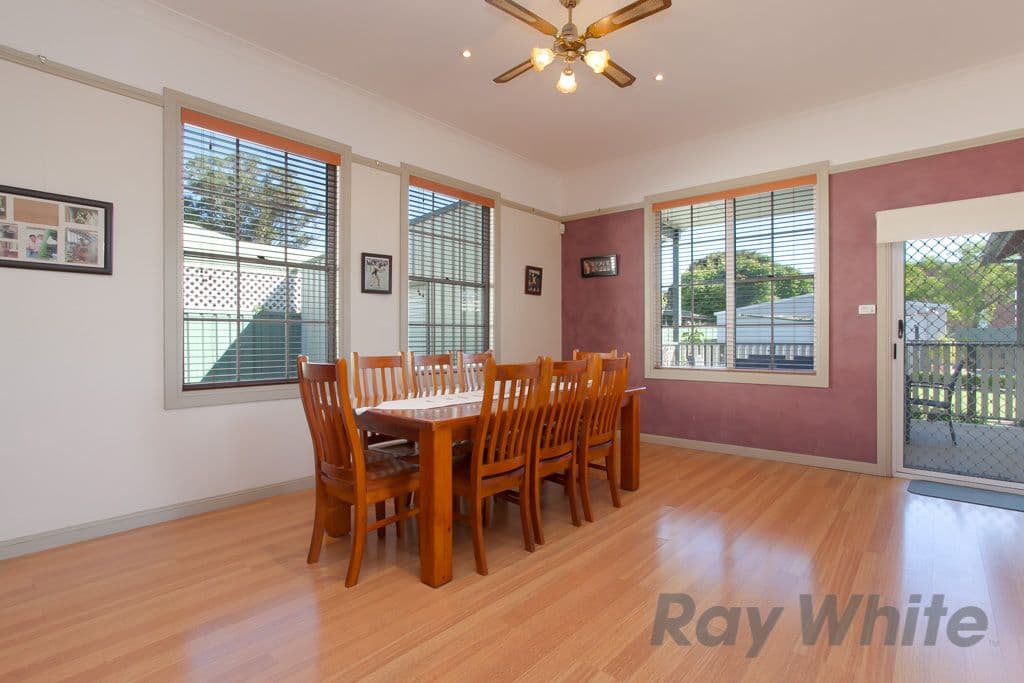 16 Sketchley Parade, NEW LAMBTON NSW 2305, New Lambton - Thumbnail 4