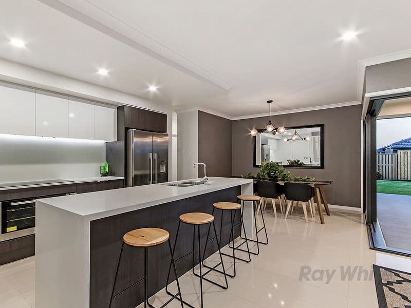 32 Kinglake Crescent, Pimpama QLD 4209, Pimpama - Thumbnail 3
