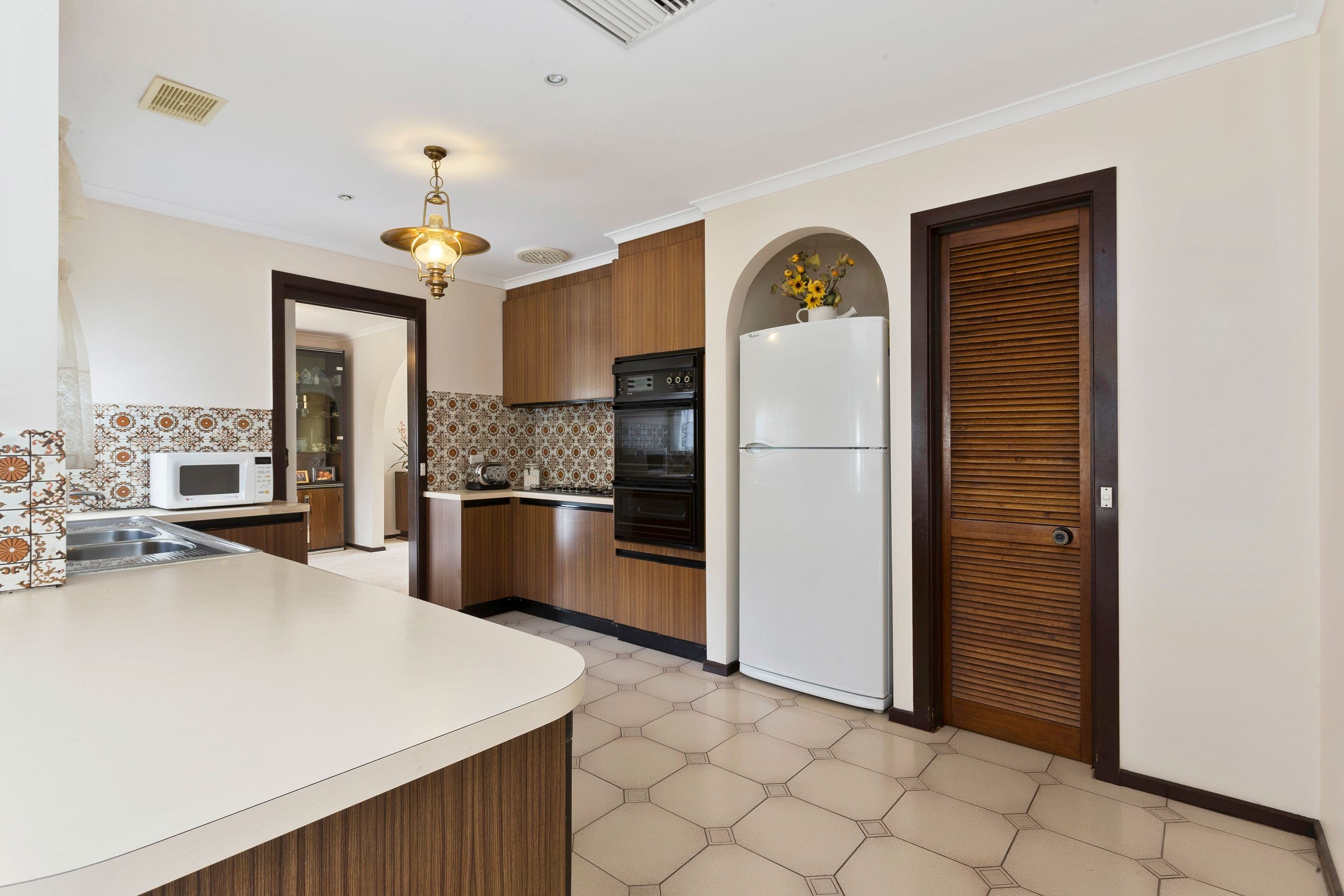 3 Grantley Drive, Gladstone Park VIC 3043, Gladstone Park - Thumbnail 2