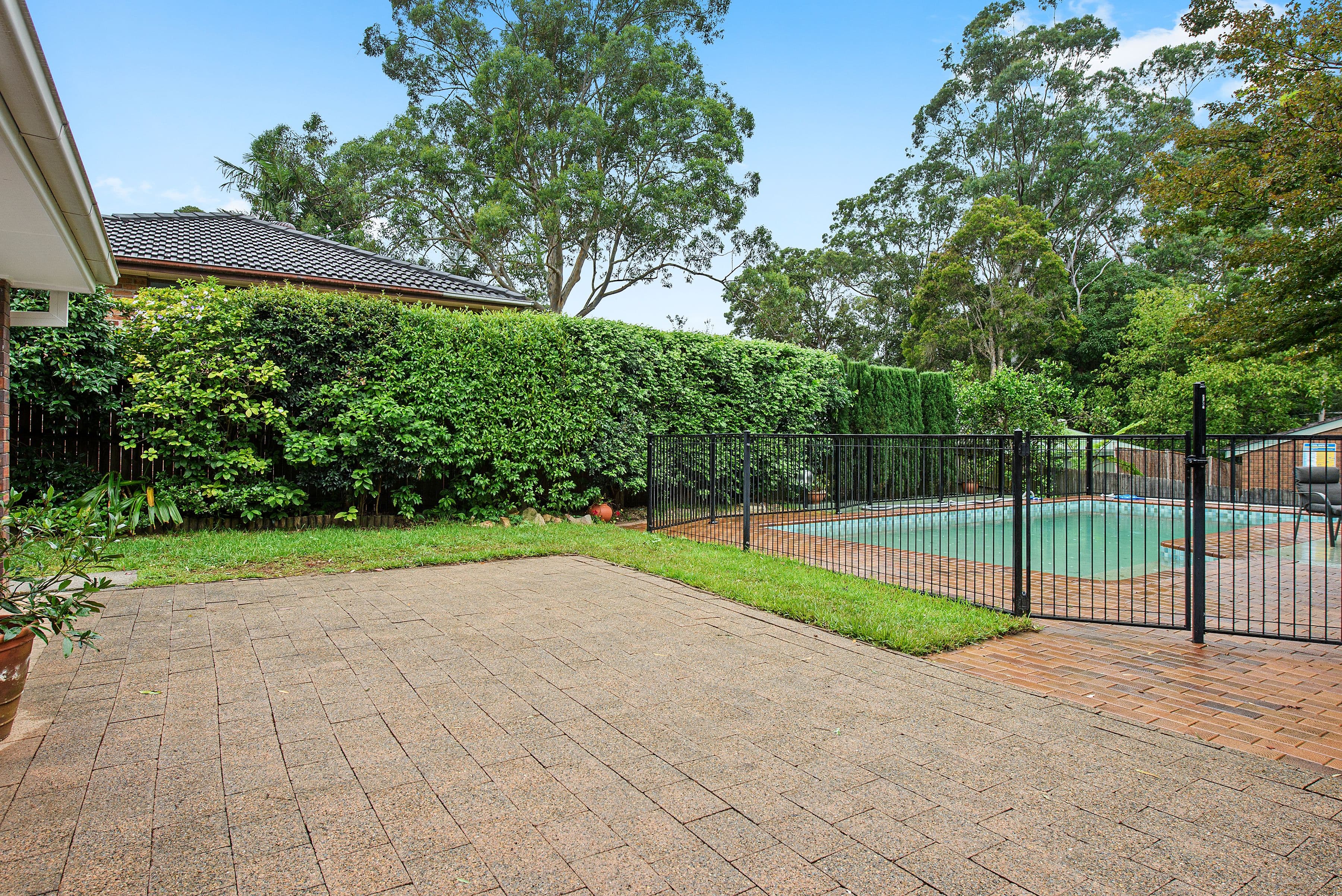 34 Russell Crescent, Westleigh NSW 2120, Westleigh - Thumbnail 2