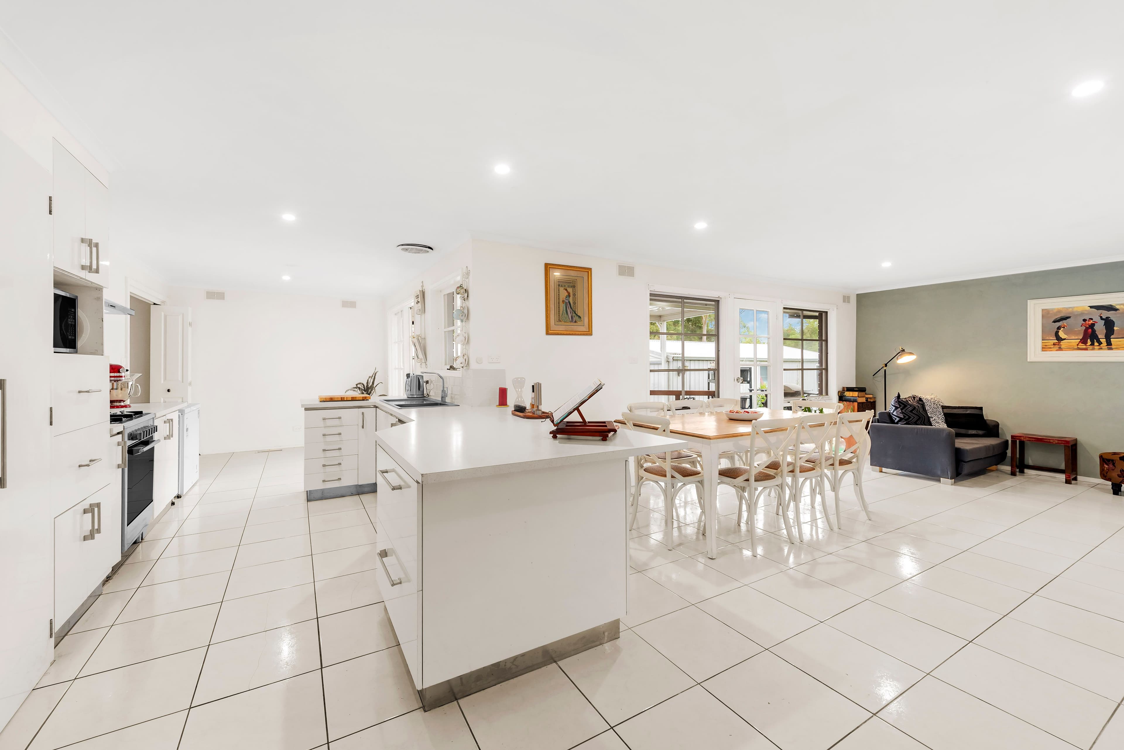 5 Parkstone Drive, Bayswater North VIC 3153, Bayswater North - Thumbnail 2