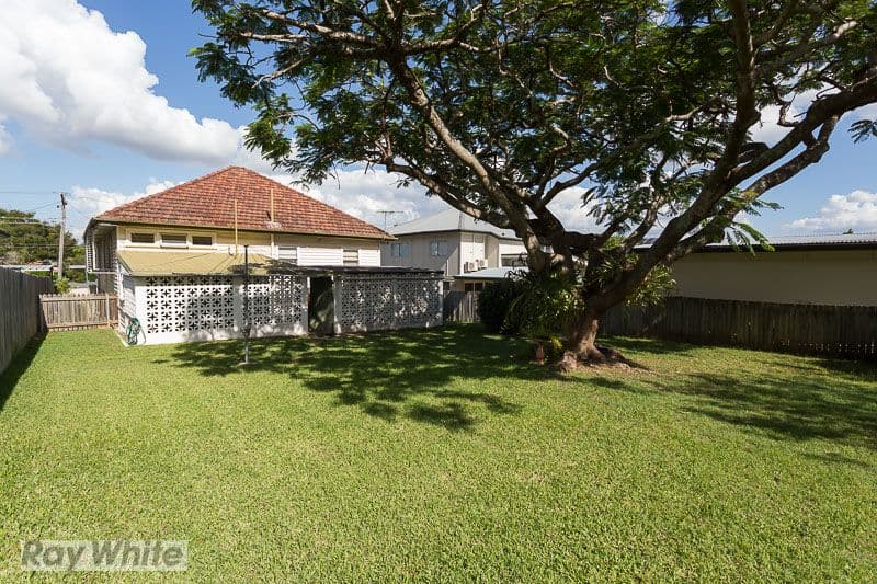 56 Framont Avenue, Holland Park QLD 4121, Holland Park - Thumbnail 2