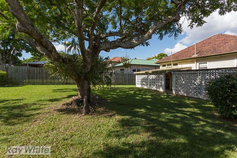 56 Framont Avenue, Holland Park QLD 4121, Holland Park - Thumbnail 8