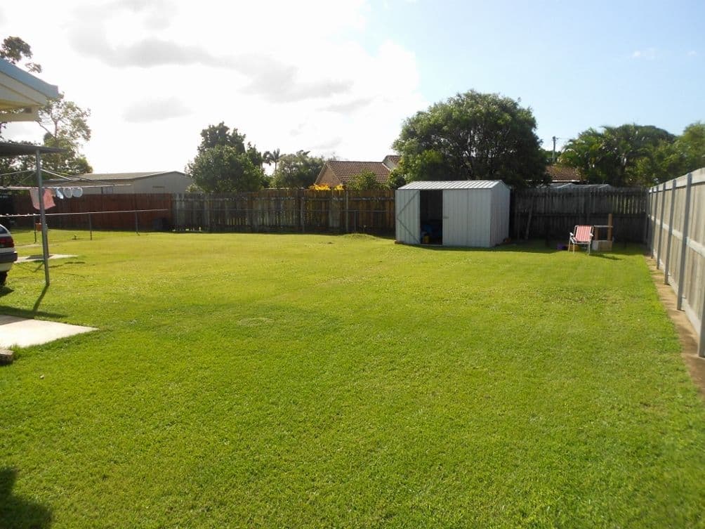 85 McCarthy Road, AVENELL HEIGHTS QLD 4670, Avenell Heights - Thumbnail 2
