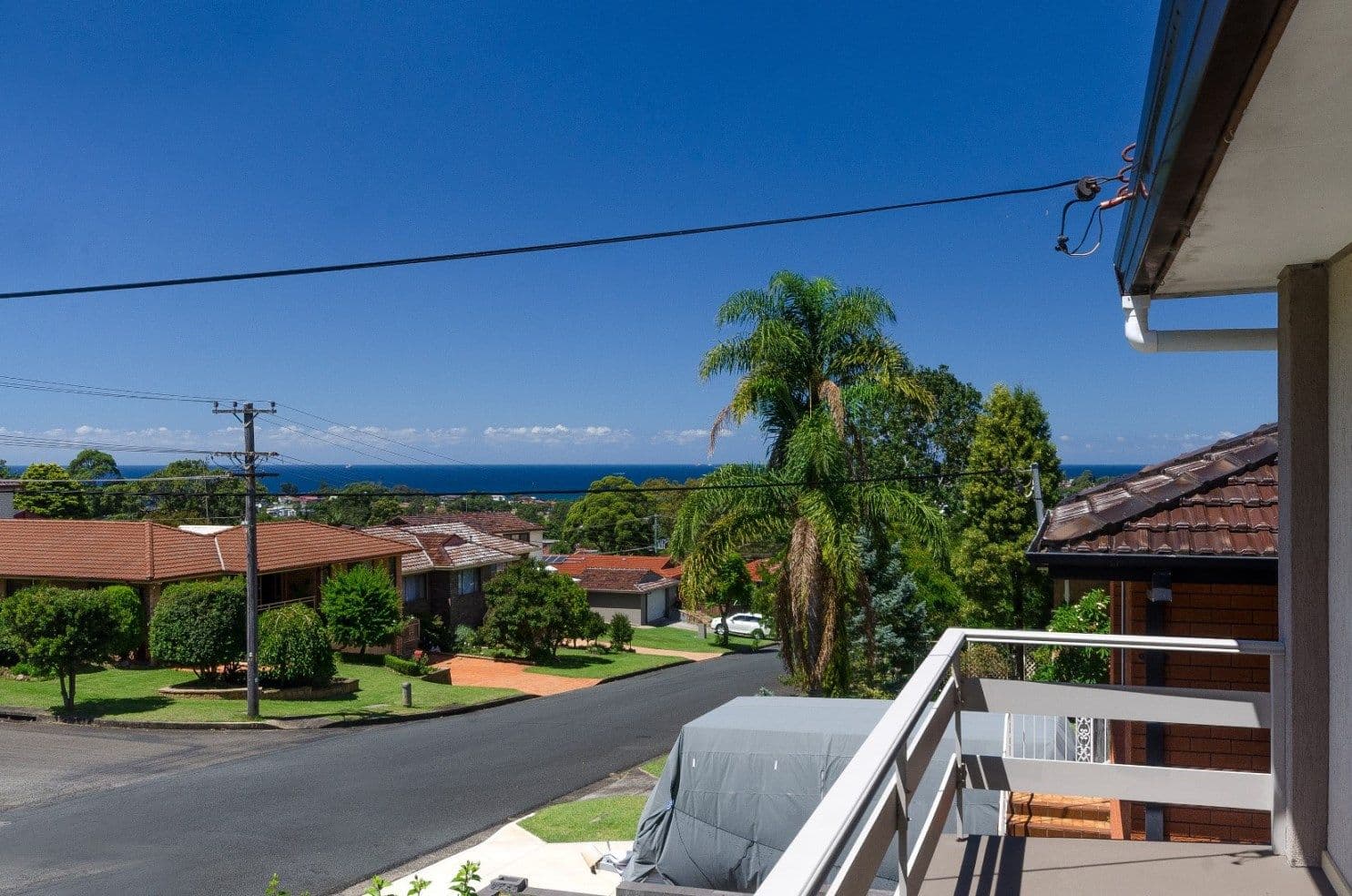 28 Kanangra Drive, THIRROUL NSW 2515, Thirroul - Thumbnail 2