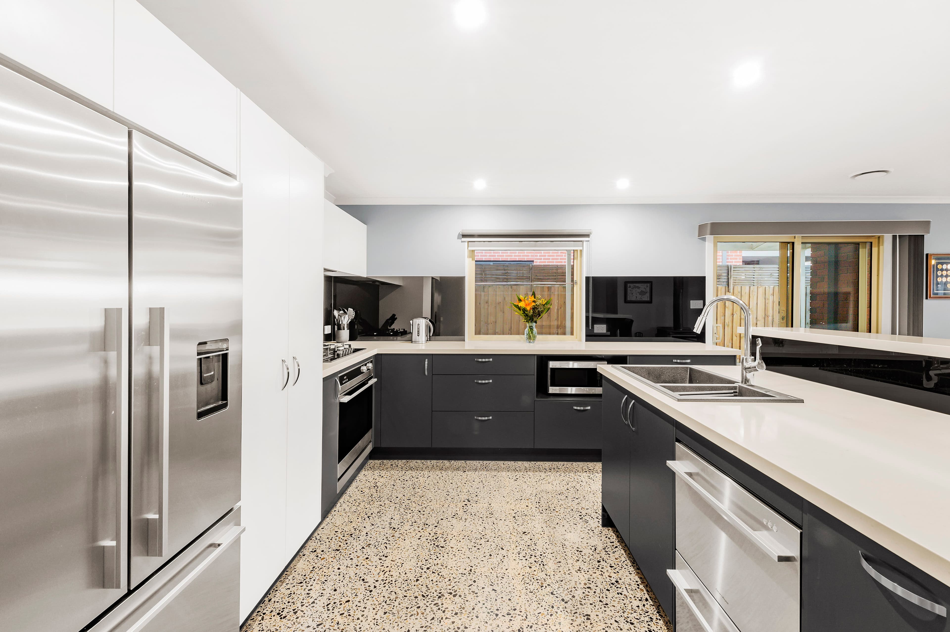 38 Geraldine Drive, Hampton Park VIC 3976, Hampton Park - Thumbnail 2