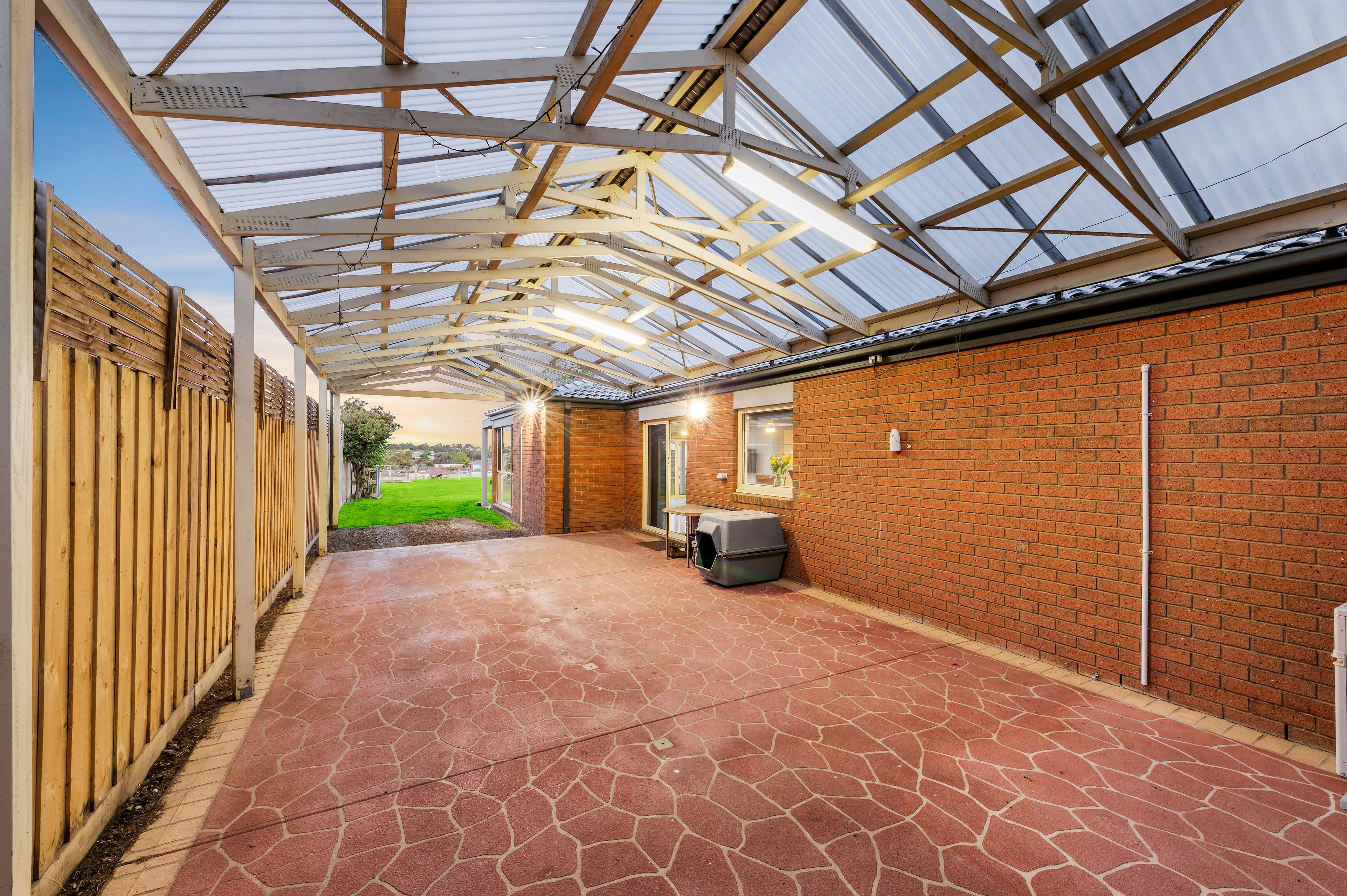 38 Geraldine Drive, Hampton Park VIC 3976, Hampton Park - Thumbnail 8