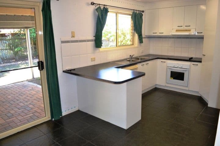 219 Dayman Street, TORQUAY QLD 4655, Torquay - Thumbnail 6