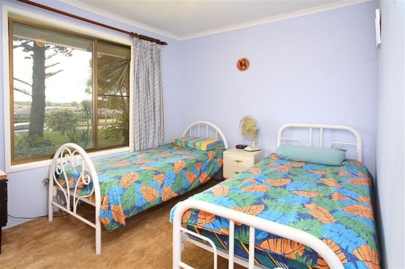 1210 Old North Crescent, STRATHPINE QLD 4500, Strathpine - Thumbnail 7