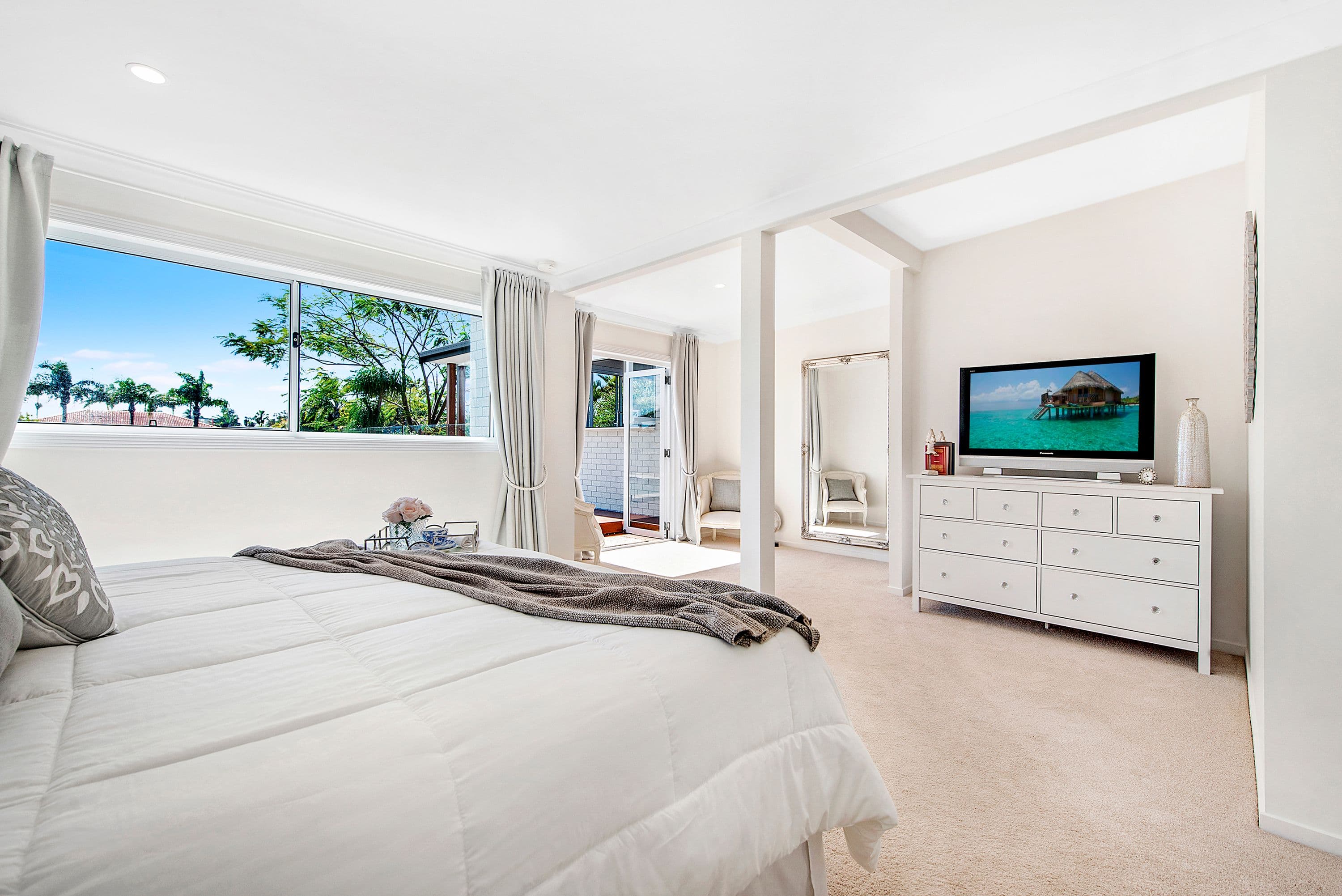 3 Cypress Drive West, Broadbeach Waters QLD 4218, Broadbeach Waters - Thumbnail 4
