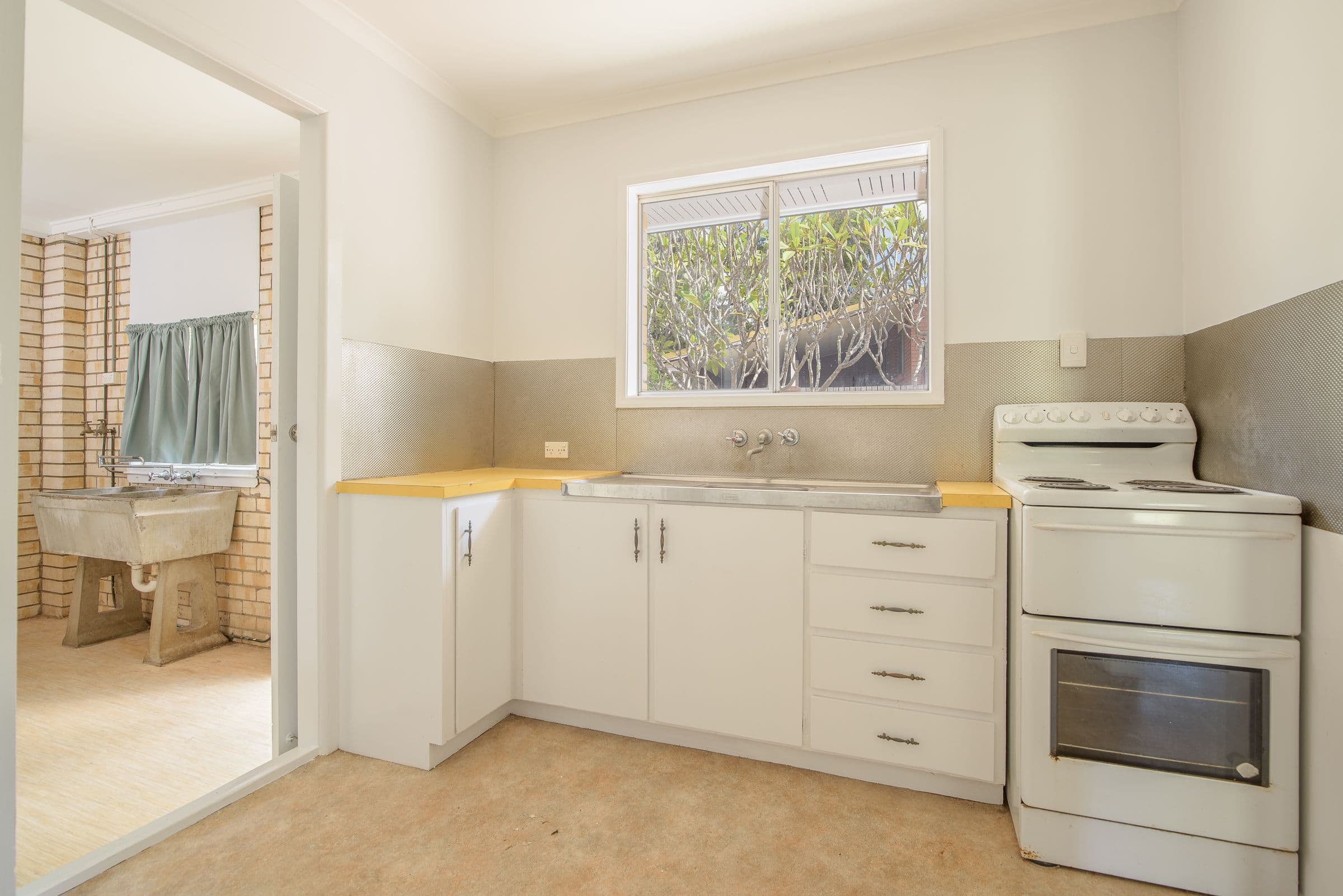 76 Allunga Drive, Glen Eden QLD 4680, Glen Eden - Thumbnail 4