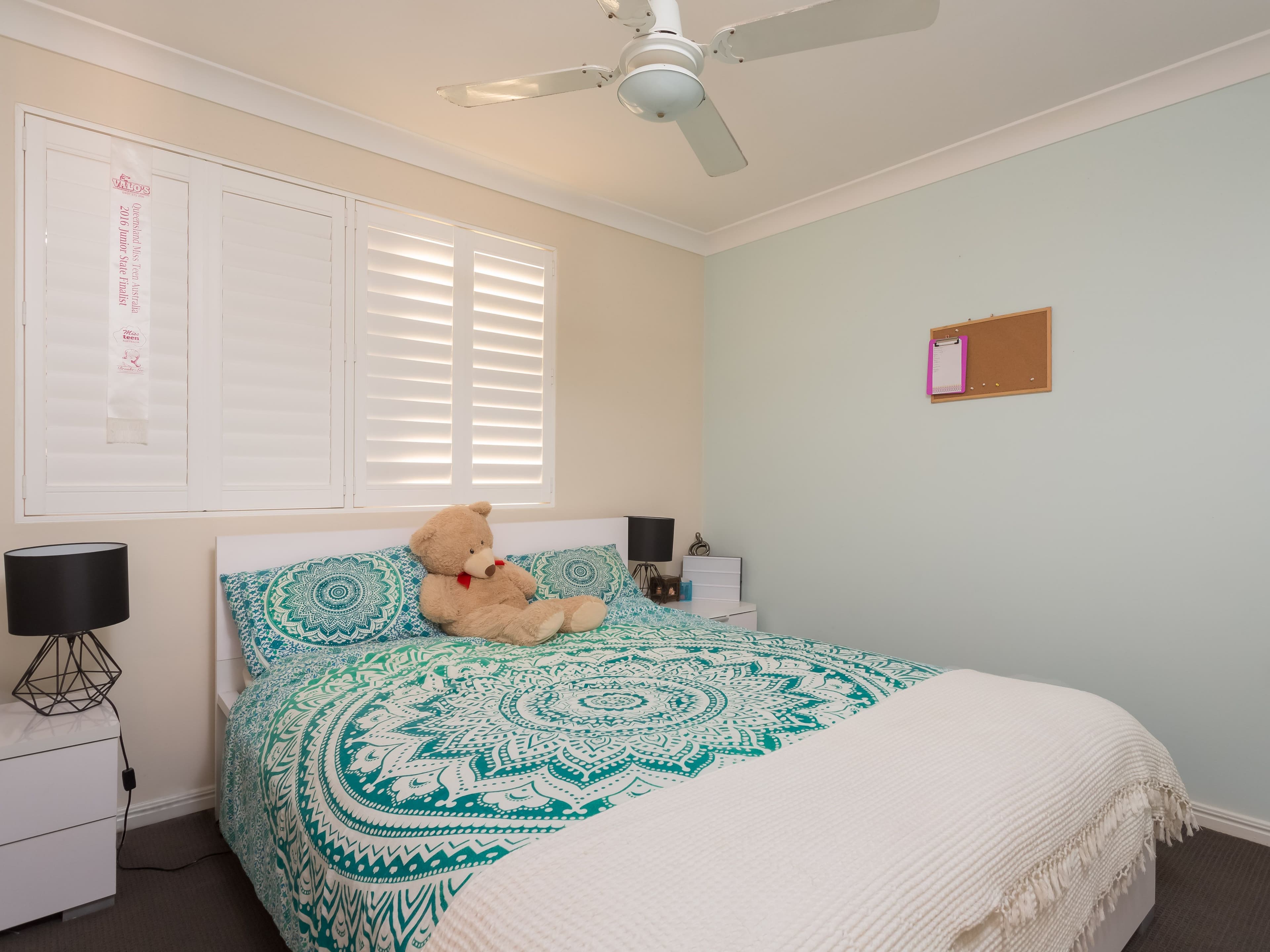 11 Sunbrite Avenue, Mermaid Beach QLD 4218, Mermaid Beach - Thumbnail 4