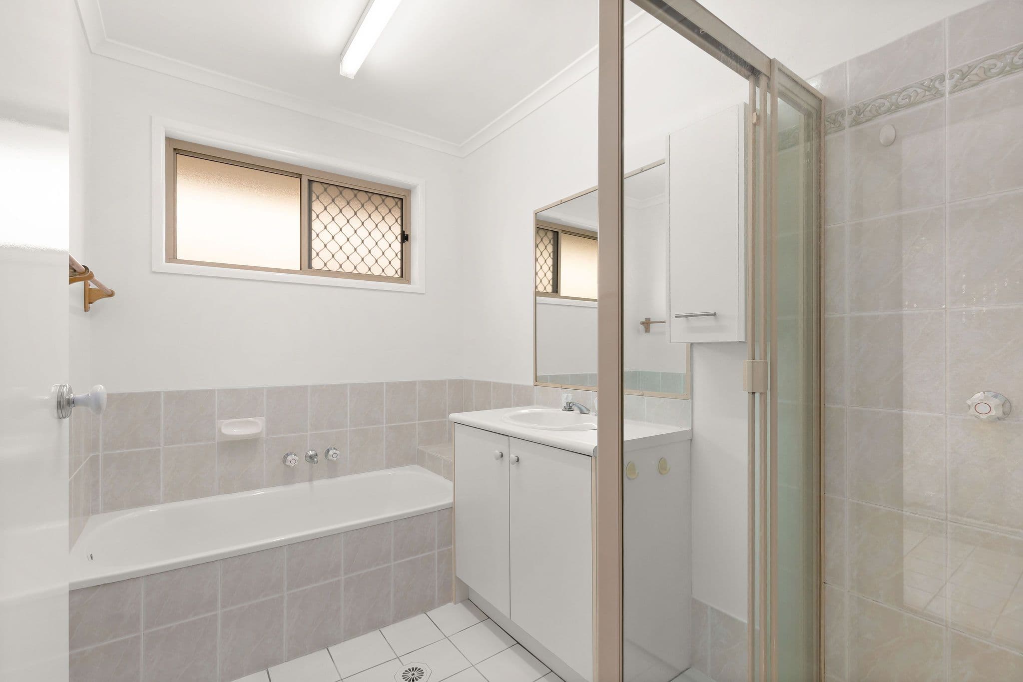 17 Ashworth Street, Chermside West QLD 4032, Chermside West - Thumbnail 6