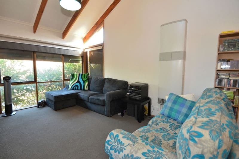 8 Longs Road, LOWER PLENTY VIC 3093, Lower Plenty - Thumbnail 2