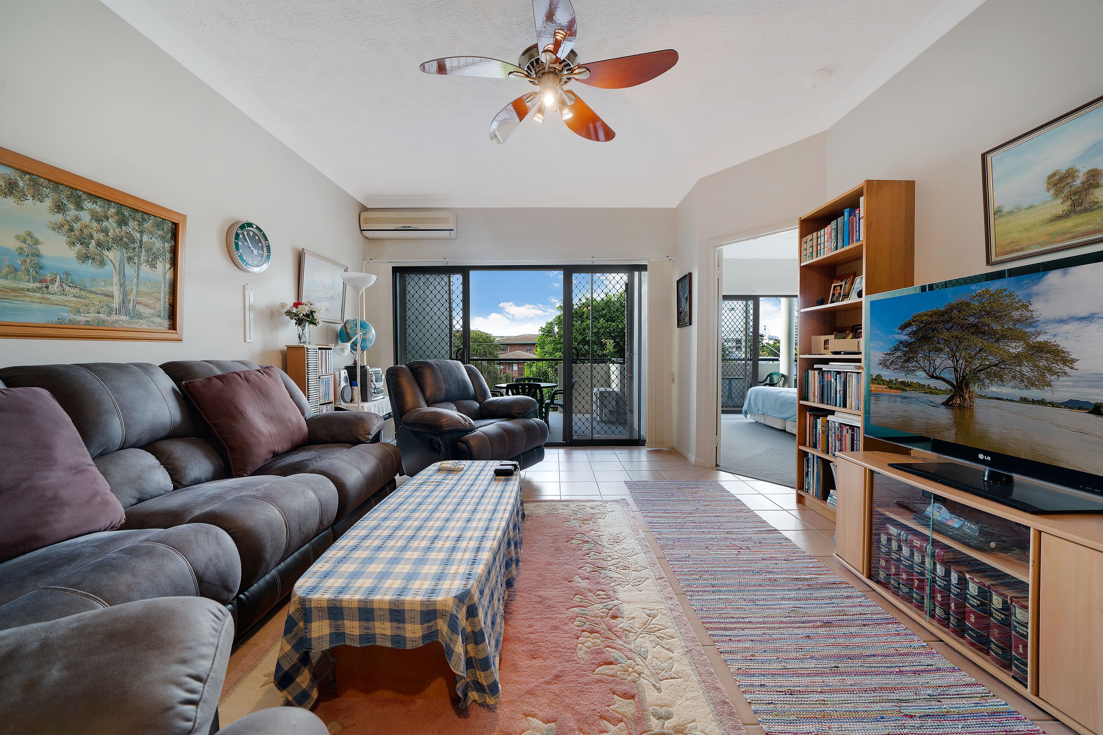 11 McNaughton Street, Redcliffe QLD 4020, Redcliffe - Thumbnail 3
