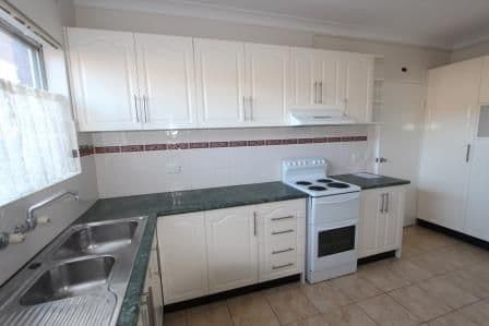 5 Fairlight Avenue, Fairfield - Thumbnail 3