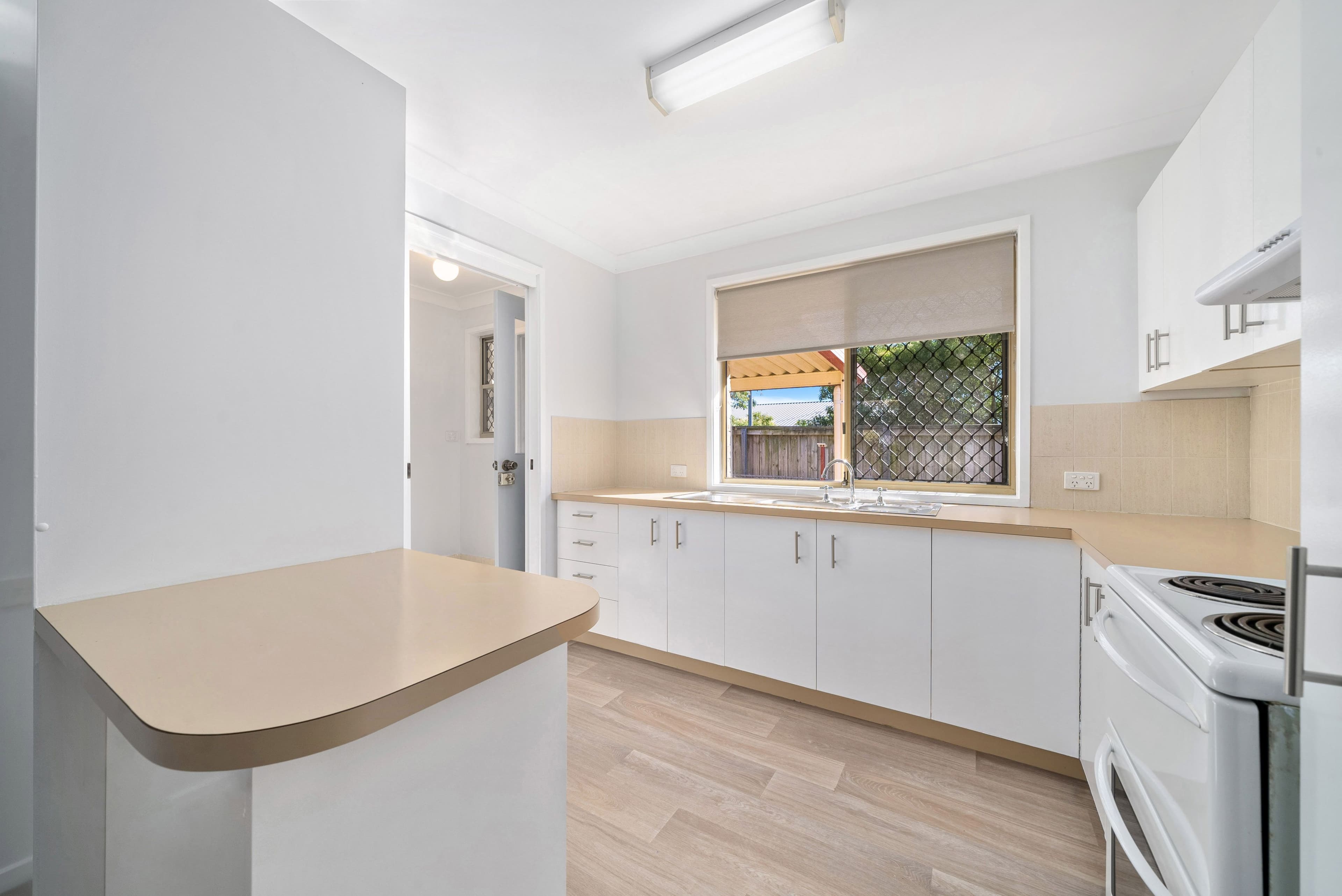 44 Macdonnell Road, Margate QLD 4019, Margate - Thumbnail 4