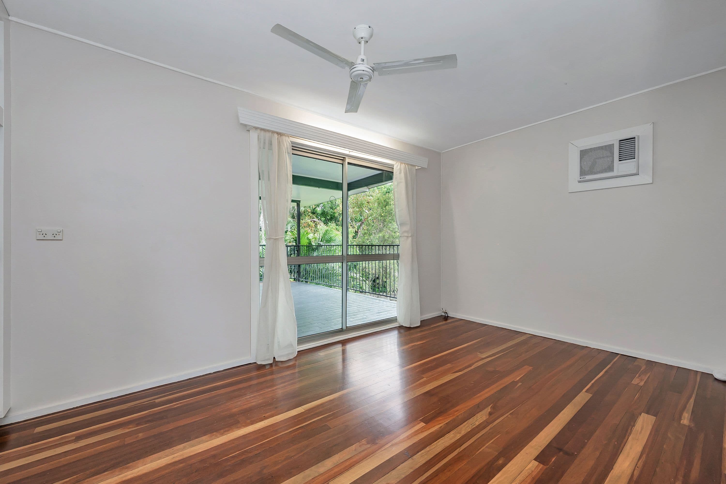 46 Peter Street, Kelso QLD 4815, Kelso - Thumbnail 7