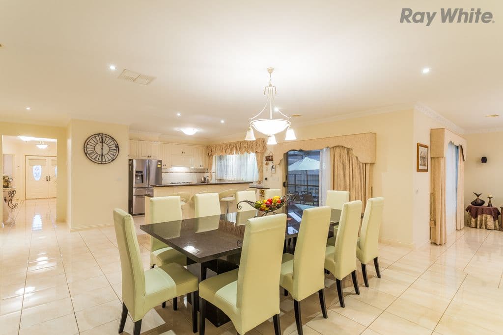 16 Montpellier Drive, Hillside VIC 3037, Hillside - Thumbnail 5