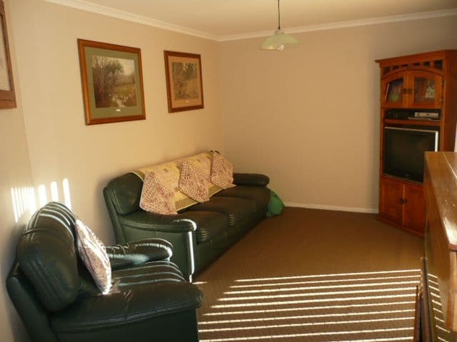 9 Rarotonga Rise, PACIFIC PINES QLD 4211, Pacific Pines - Thumbnail 8