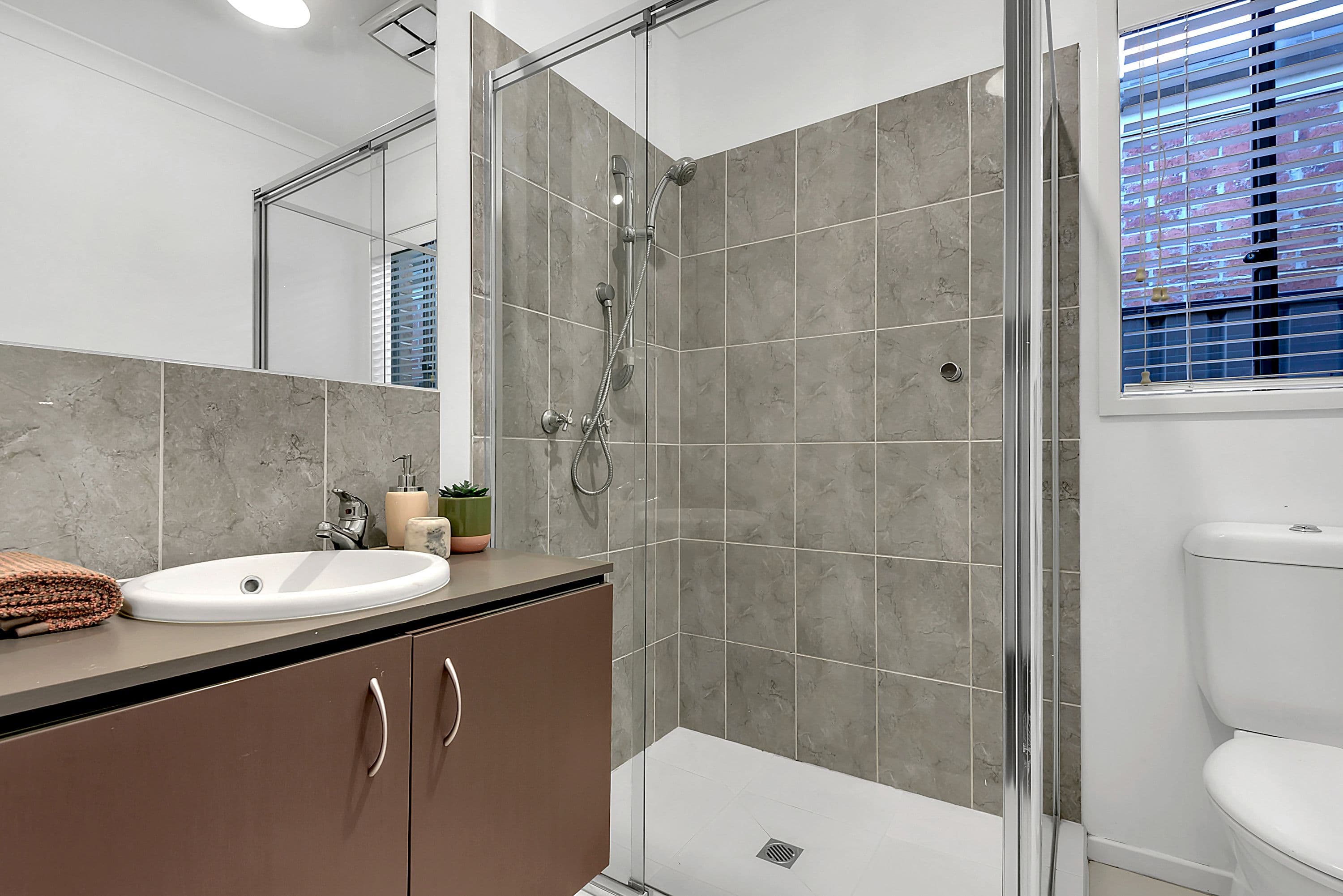10 Eminence Way, Craigieburn VIC 3064, Craigieburn - Thumbnail 3