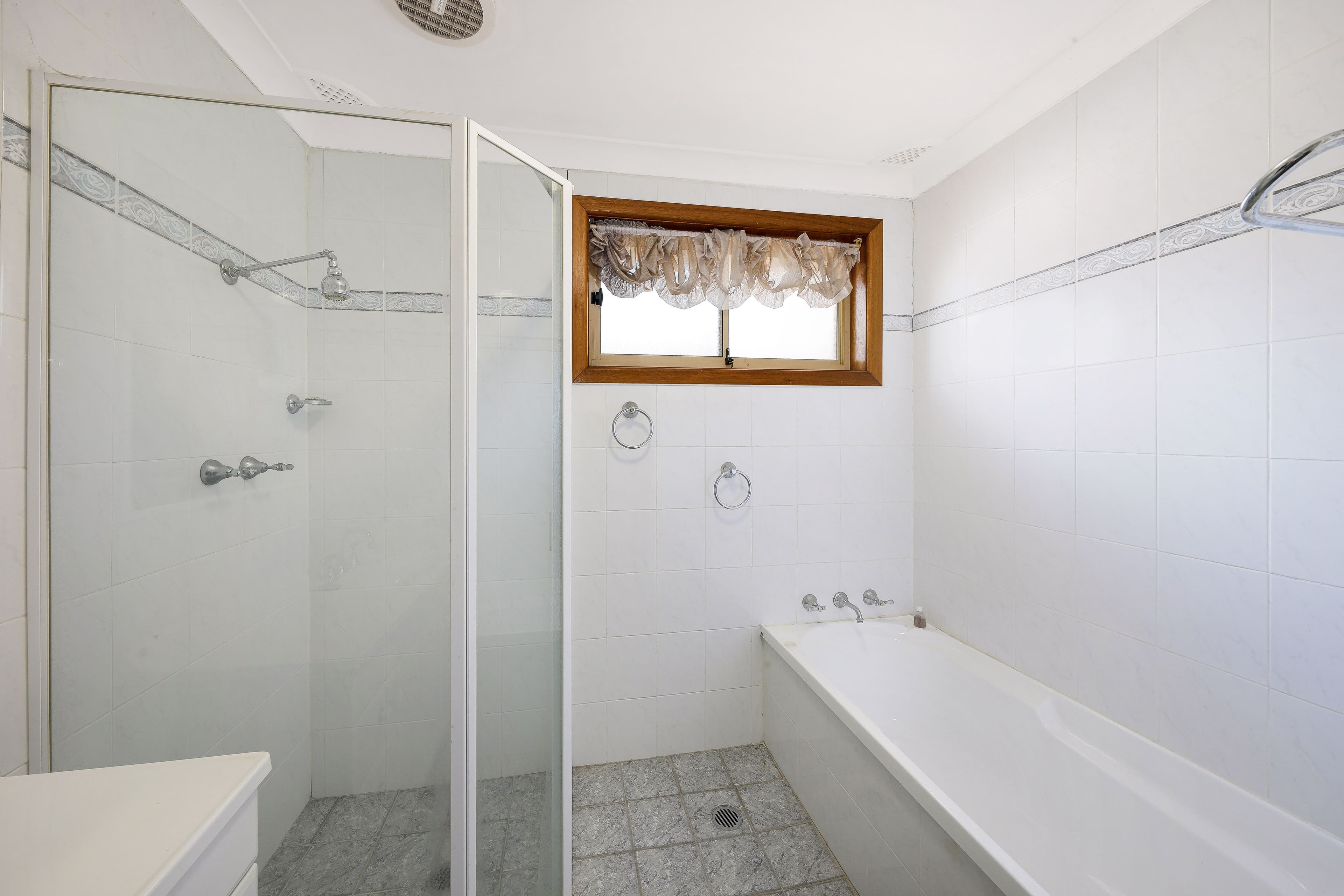22 Bromley Avenue, Greenacre NSW 2190, Greenacre - Thumbnail 8