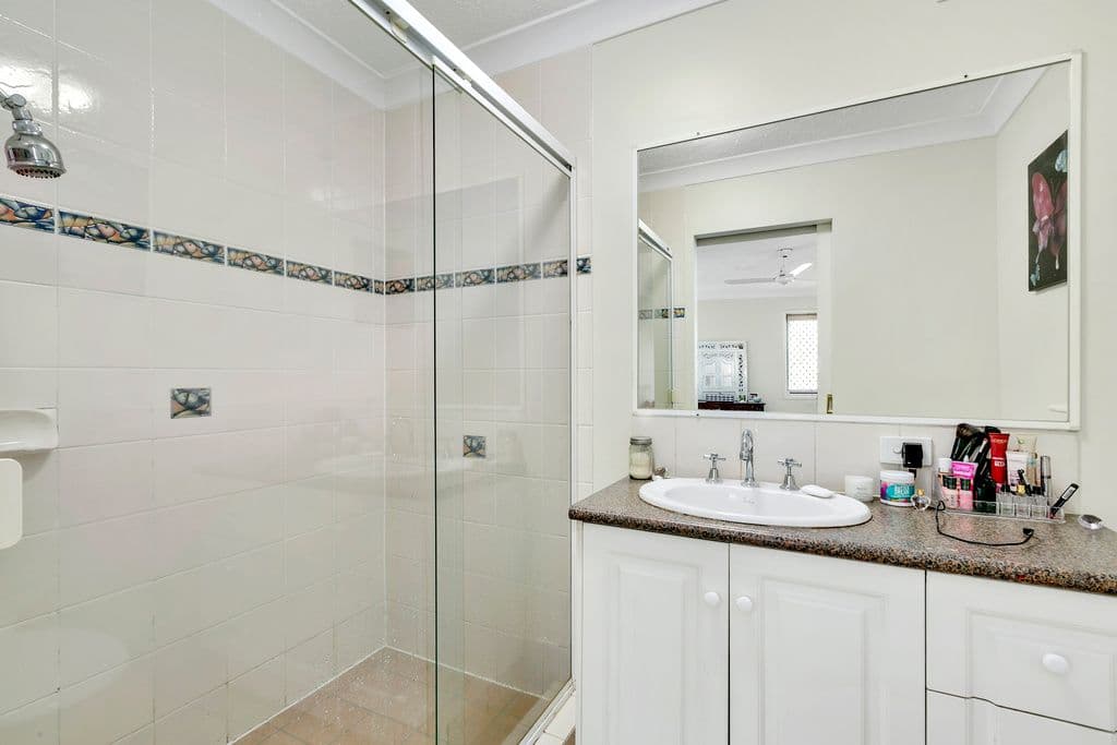 16 Sykes Court, Southport QLD 4215, Southport - Thumbnail 7