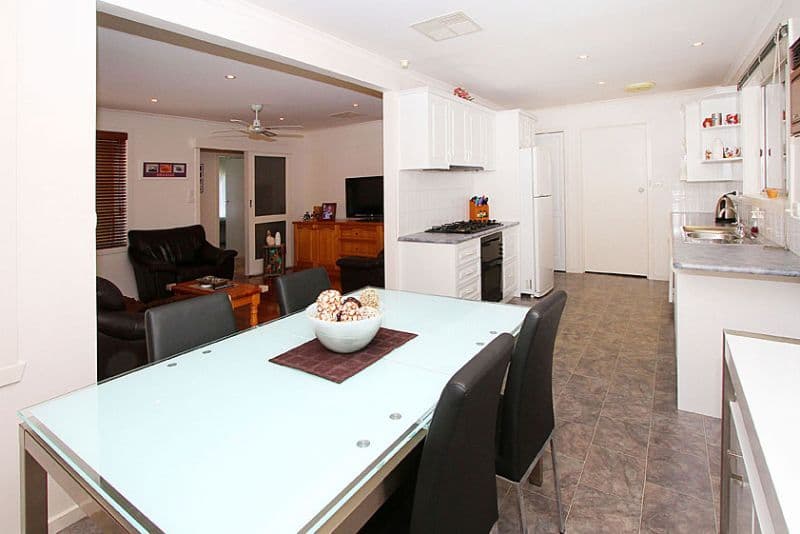 36 Beaumont Crescent, LALOR VIC 3075, Lalor - Thumbnail 5