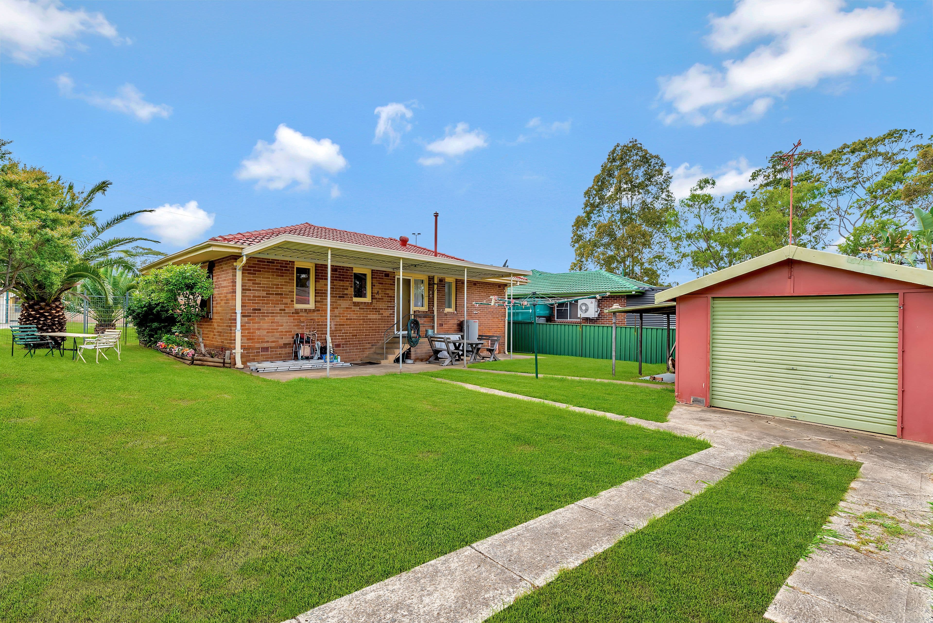 28 Bolinda Street, Busby - Image 1