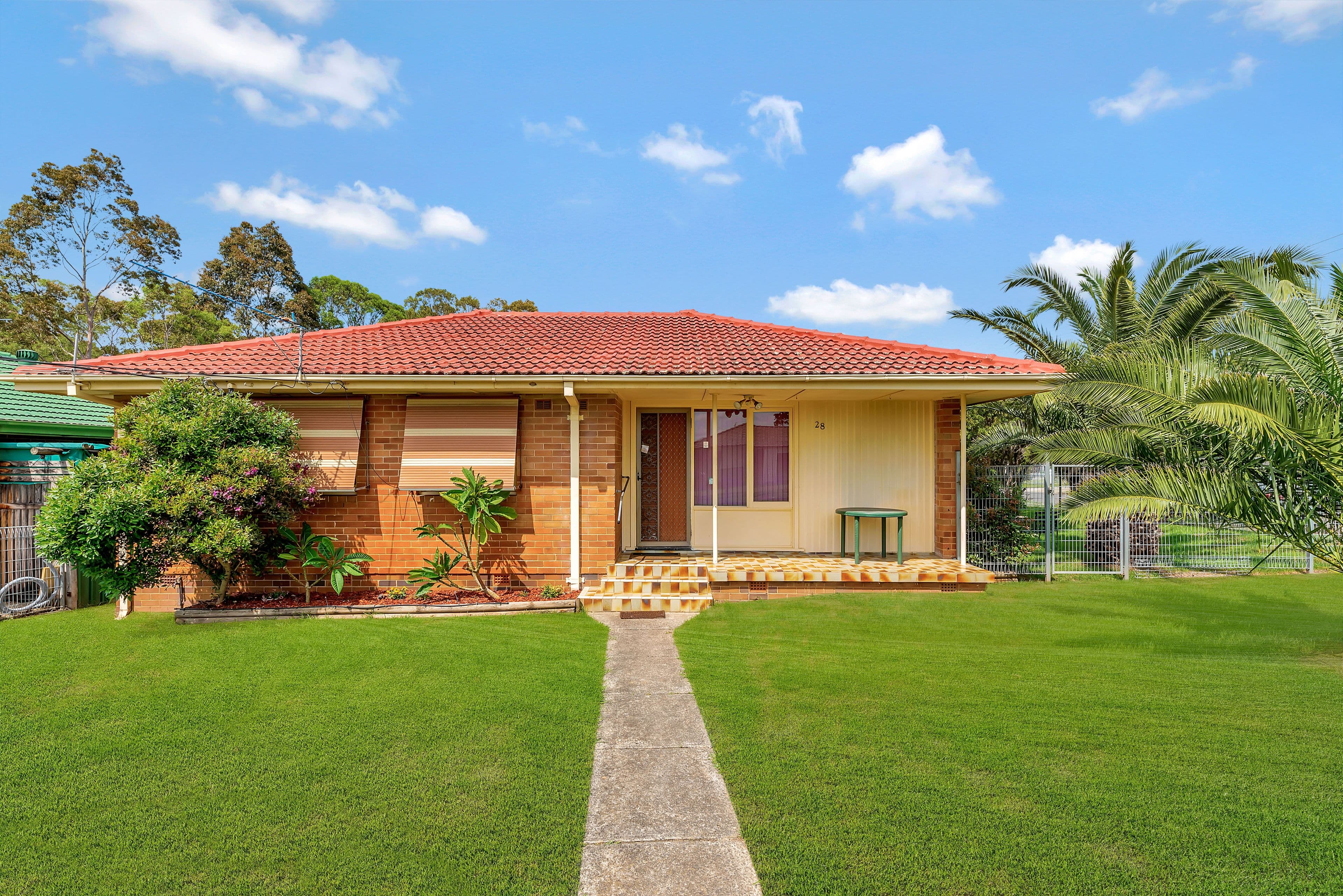 28 Bolinda Street, Busby - Thumbnail 2
