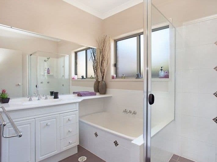 16 Cottonwood Circuit, North Lakes QLD 4509, North Lakes - Thumbnail 6