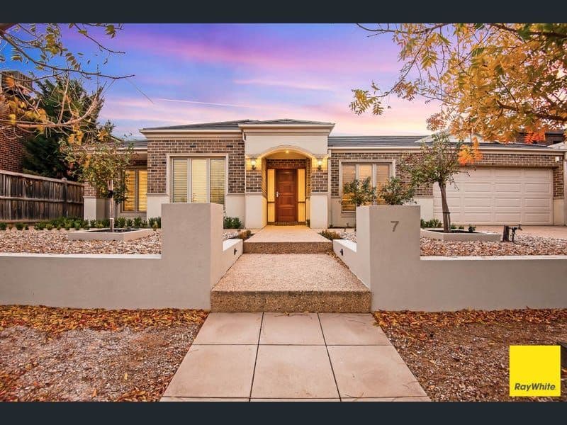 7 Serenity Way, Tarneit VIC 3029, Tarneit - Thumbnail 2