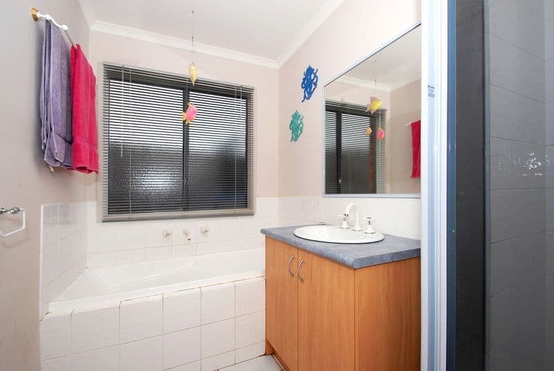 1 Clifton Grove, CARRUM DOWNS VIC 3201, Carrum Downs - Thumbnail 8