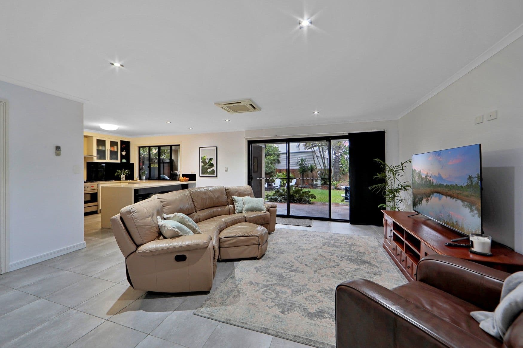 24 Iluka Street, Innes Park QLD 4670, Innes Park - Thumbnail 7