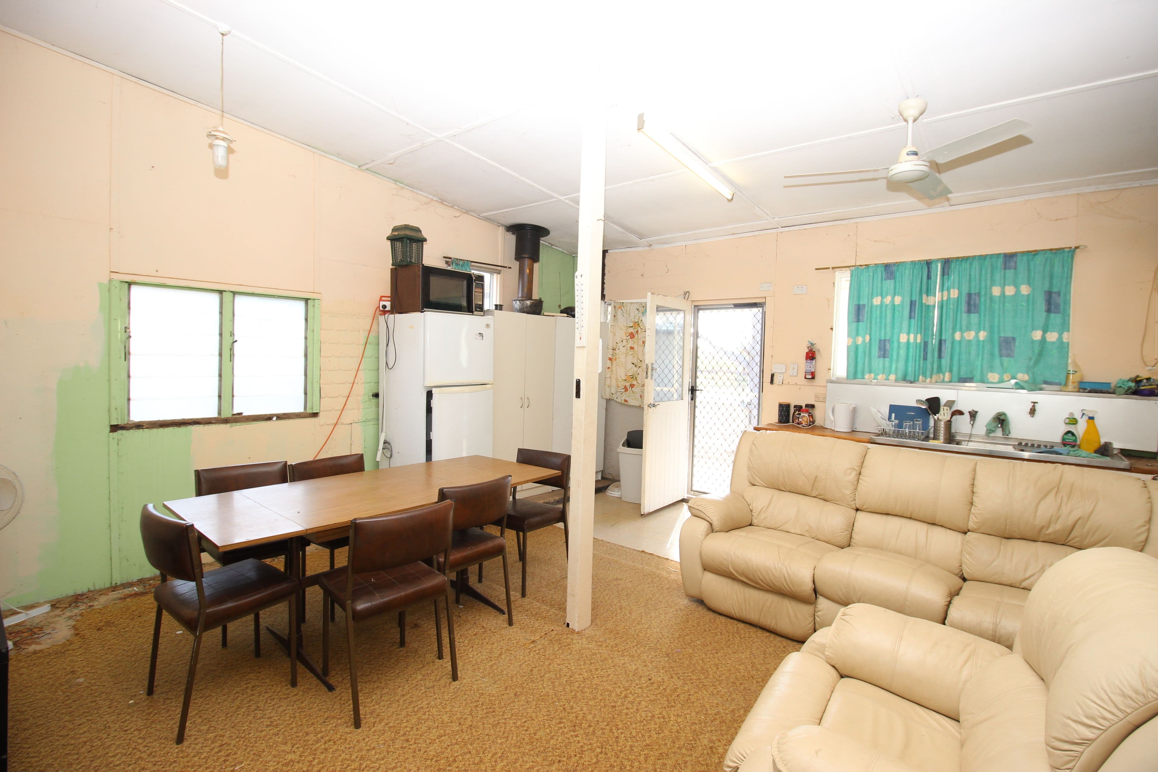 11 Armstrong Street, Blanchetown SA 5357, Blanchetown - Thumbnail 2
