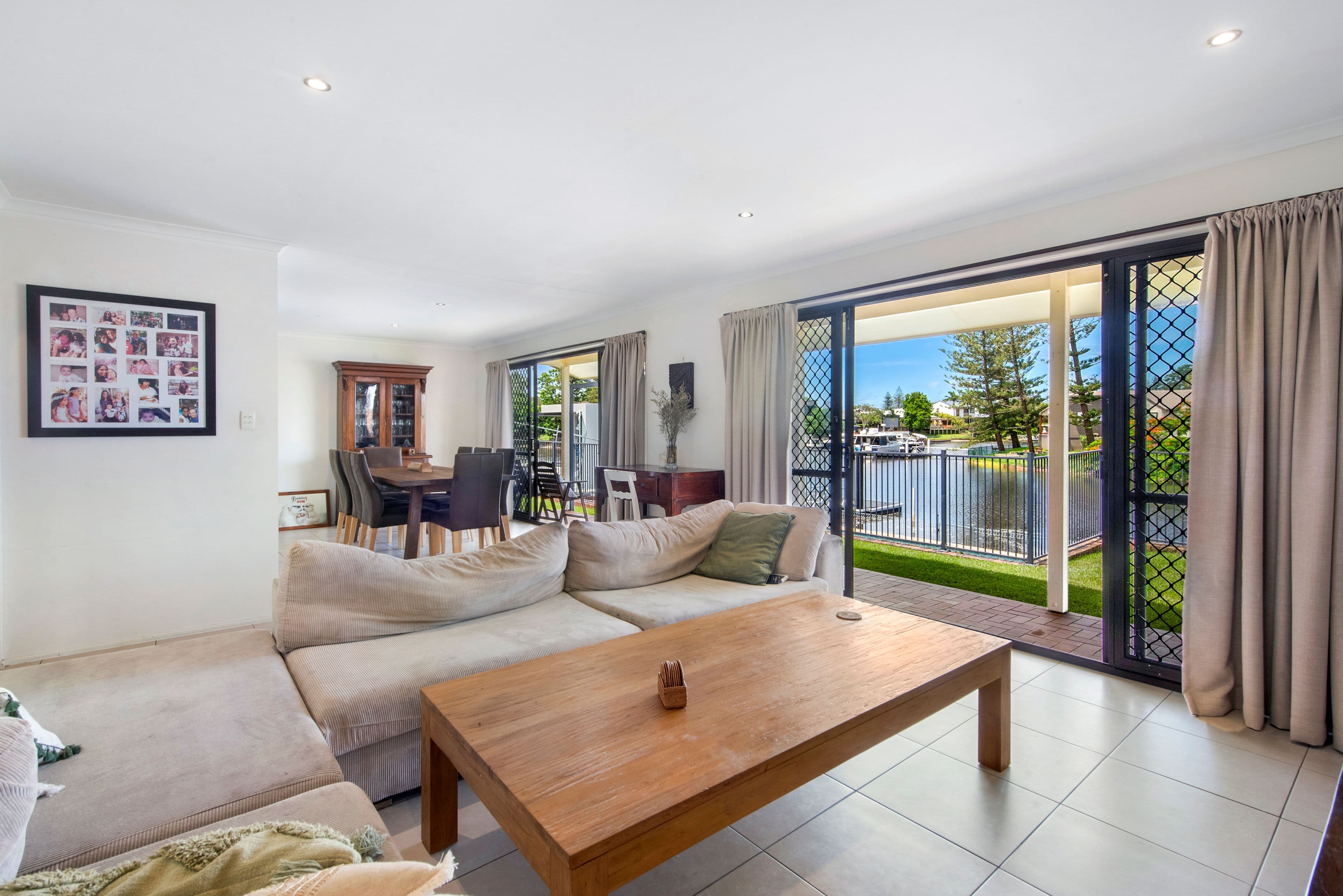 33 Sophie Avenue, Broadbeach Waters QLD 4218, Broadbeach Waters - Thumbnail 6