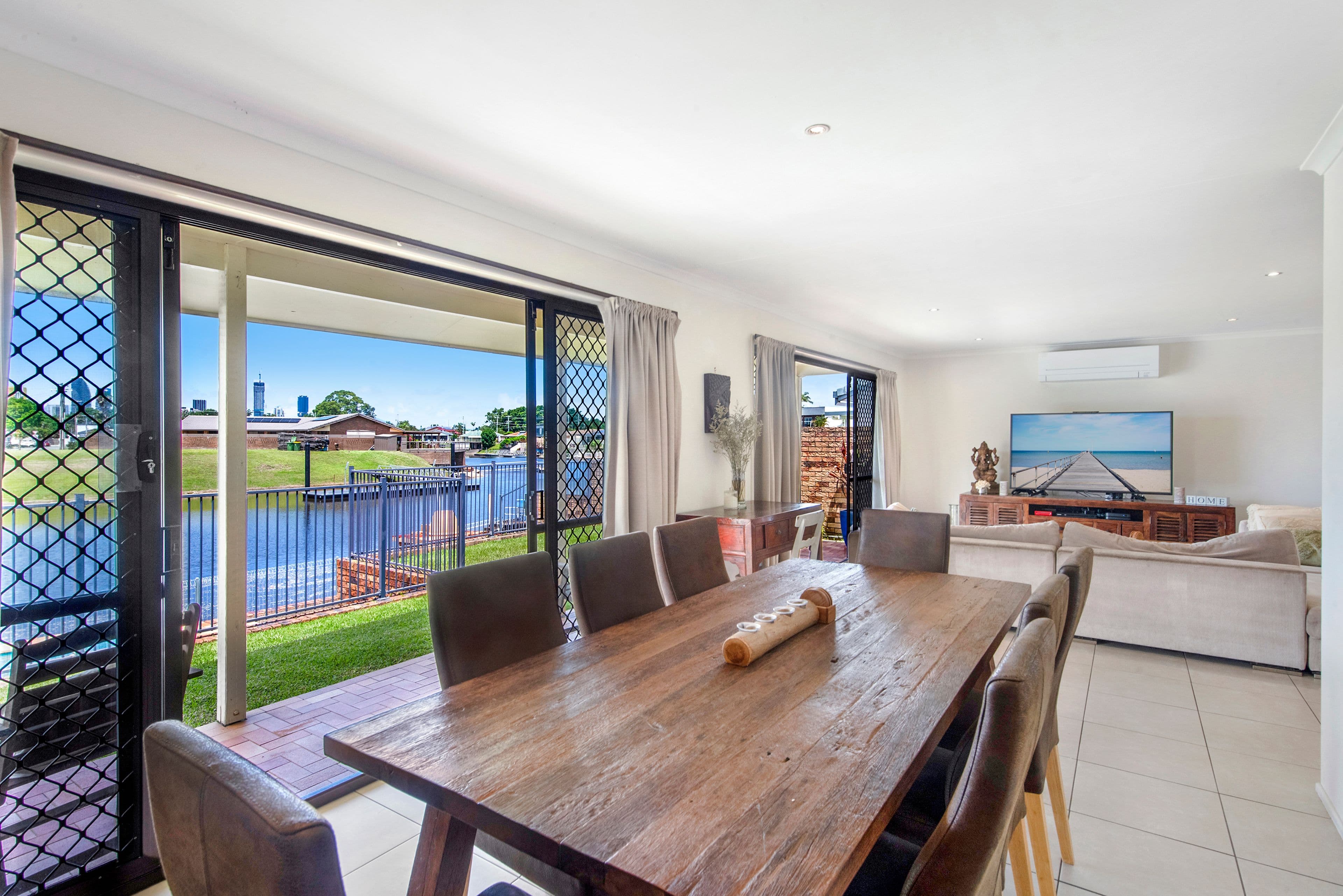 33 Sophie Avenue, Broadbeach Waters QLD 4218, Broadbeach Waters - Thumbnail 8