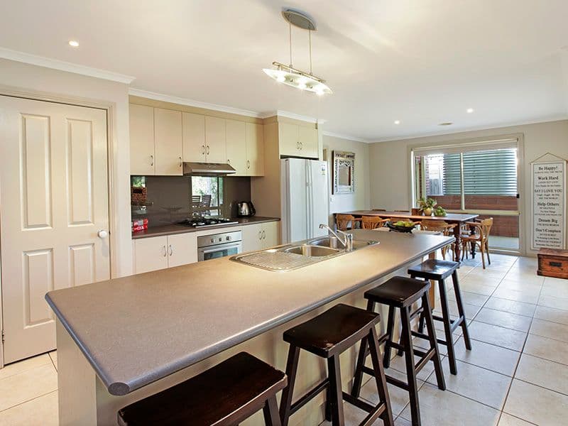 1 Hyndford Court, GROVEDALE VIC 3216, Grovedale - Thumbnail 2