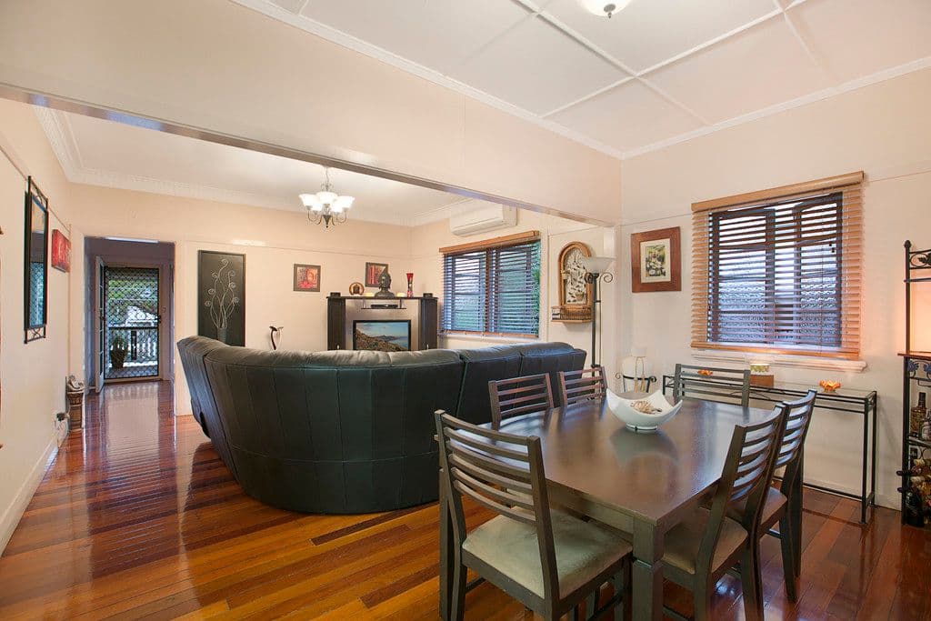 33 Cavillon Street, Holland Park QLD 4121, Holland Park - Thumbnail 4